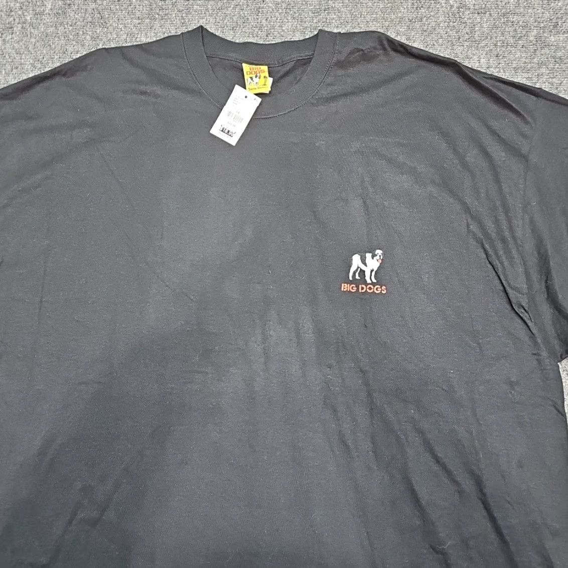 Big Dogs VINTAGE Big Dogs Y2K Men Shirt 4XL Black Dogs On Hogs Short Sleeve 2001 Size US XXL / EU 58 / 5 - 3 Thumbnail