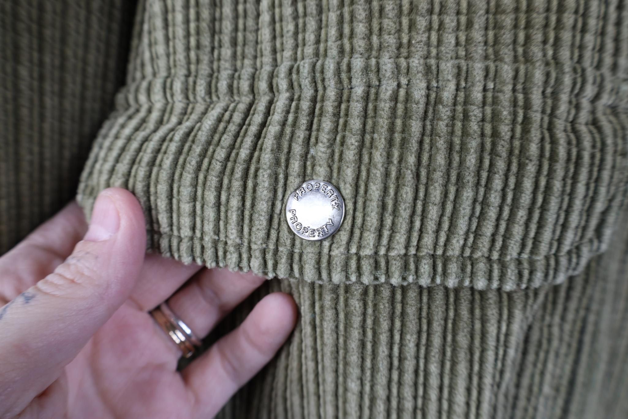 Vintage Vintage 90s Streetwear Fit Corduroy Shirt Jacket Jac Shirt Size US XL / EU 56 / 4 - 4 Thumbnail