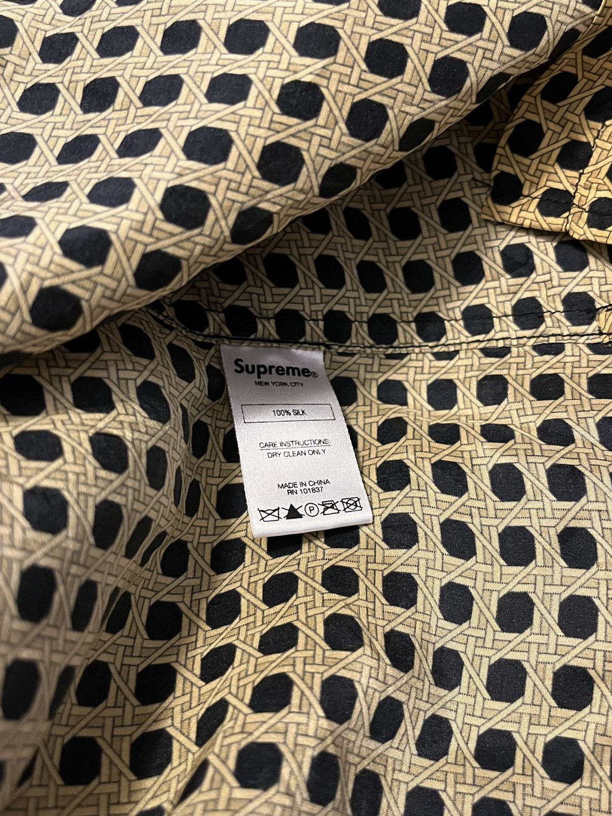Supreme supreme cane silk button up longsleeve Size US M / EU 48-50 / 2 - 4 Thumbnail