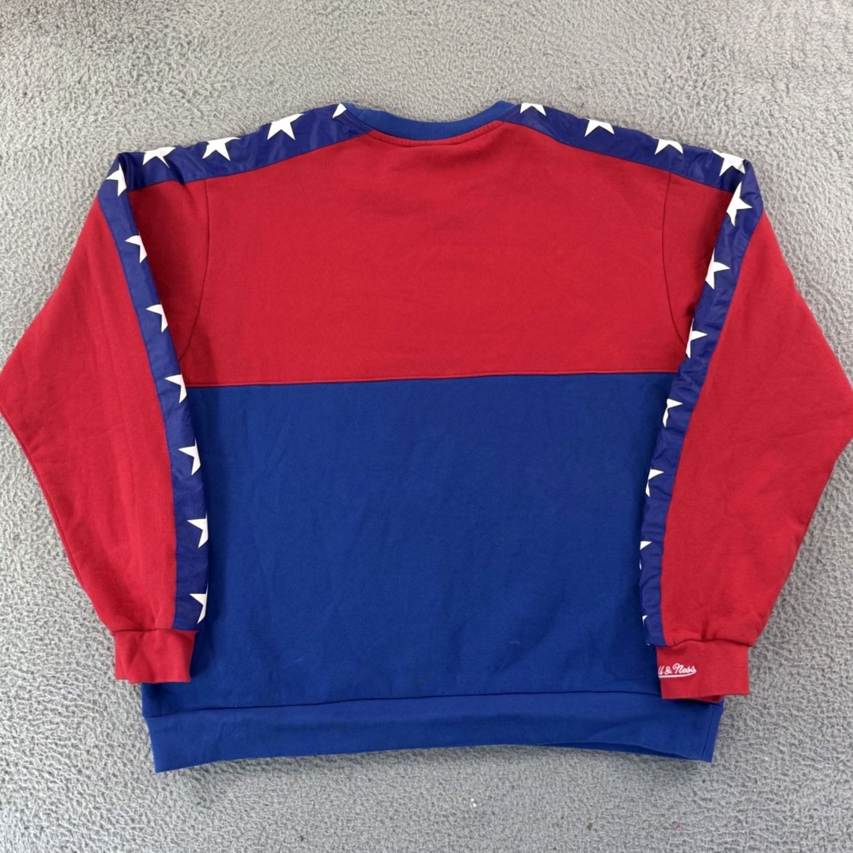 Mitchell & Ness VINTAGE Philadelphia 76ers Sweatshirt Mens 2XL NBA Mitchell & Ness Shirt Graphic Print Logo 90s Mens Size US XXL / EU 58 / 5 - 7 Thumbnail