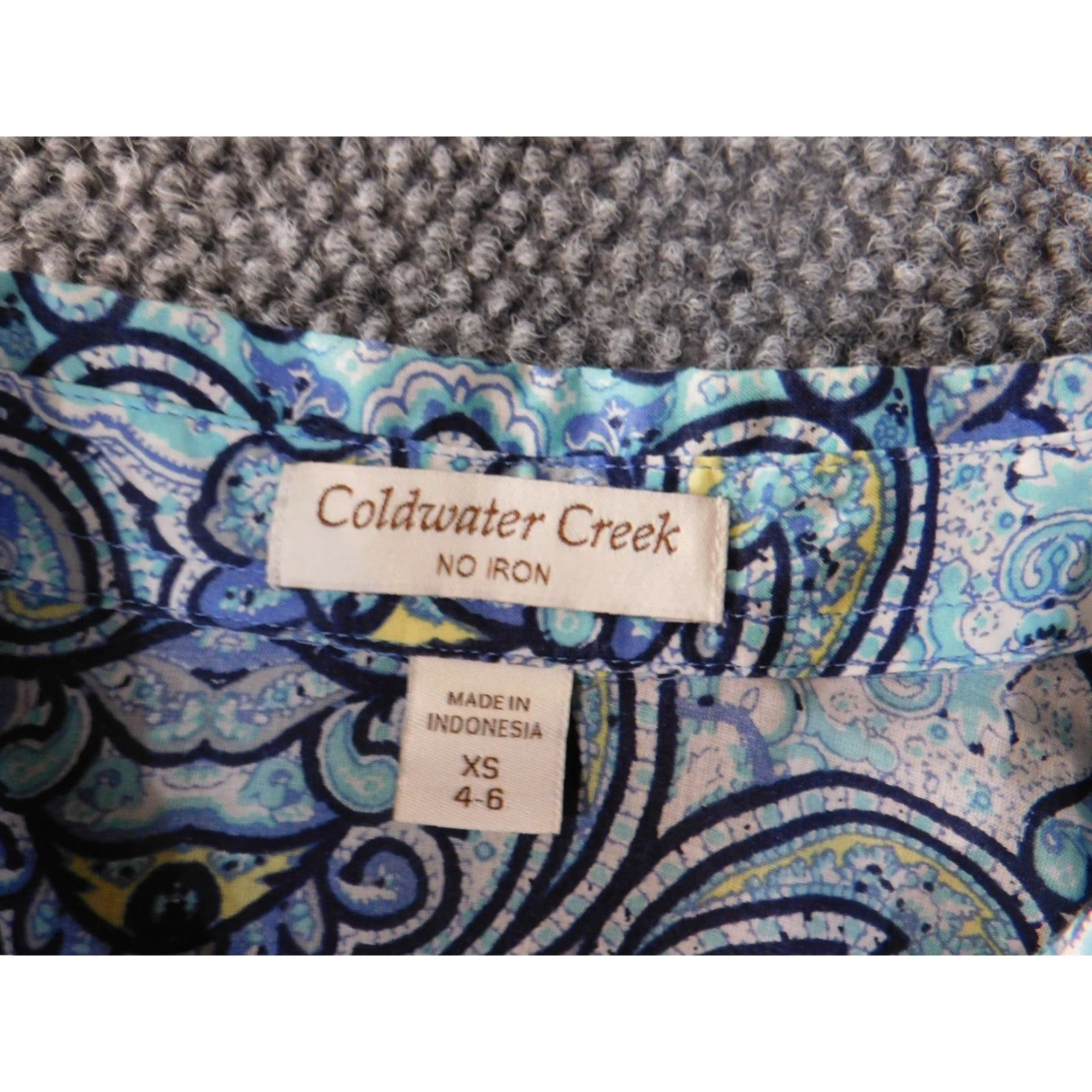 Coldwater Creek Coldwater Creek Womens Button-Up Tunic Top XS Blue Geometric Cotton Woven Classic Breather casual Regular Fits Girls, etc Size XS / US 0-2 / IT 36-38 - 4 Thumbnail