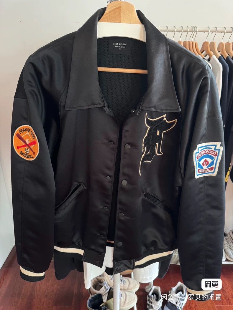 Fear of God Fear of God Season 5 Silk Medal Patch Jacket Size US L / EU 52-54 / 3 - 1 Thumbnail