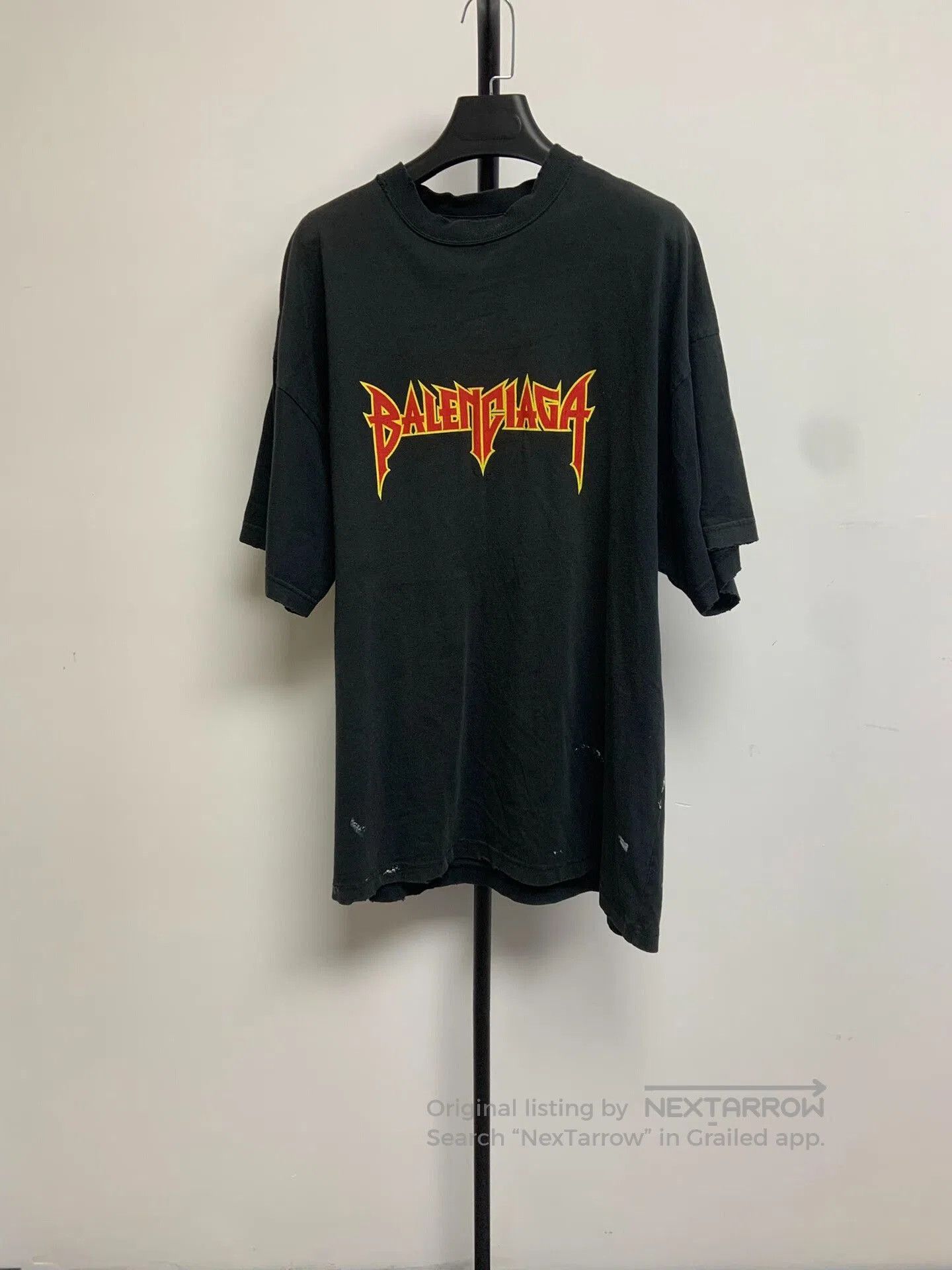 Balenciaga Balenciaga Metallica Lightning Logo Short-Sleeve T-Shirt. Size US M / EU 48-50 / 2 - 1 Thumbnail