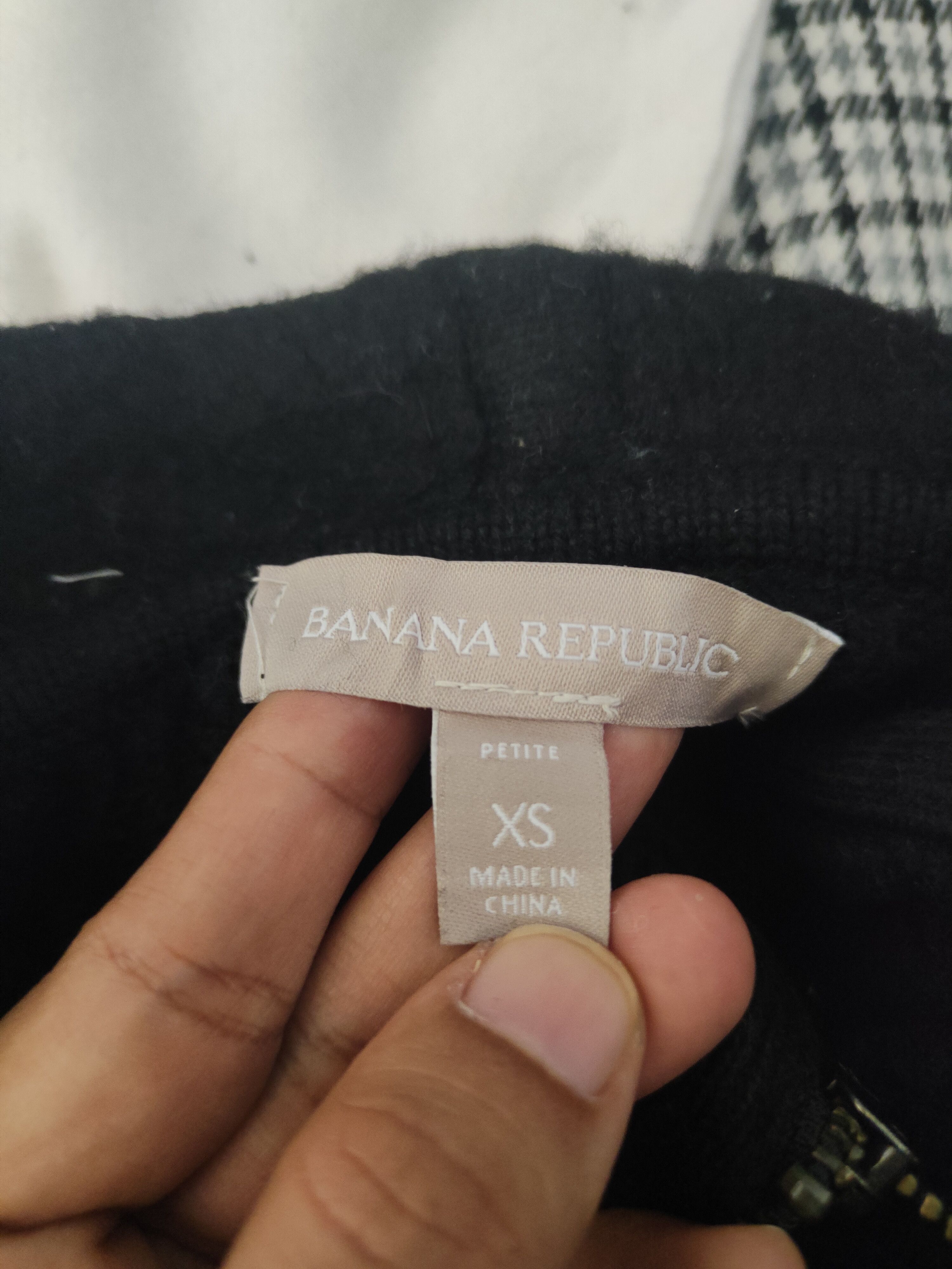 Aran Isles Knitwear × Banana Republic × Vintage Banana Republic Black Knitwear Biker Vests Size XS / US 0-2 / IT 36-38 - 13 Thumbnail