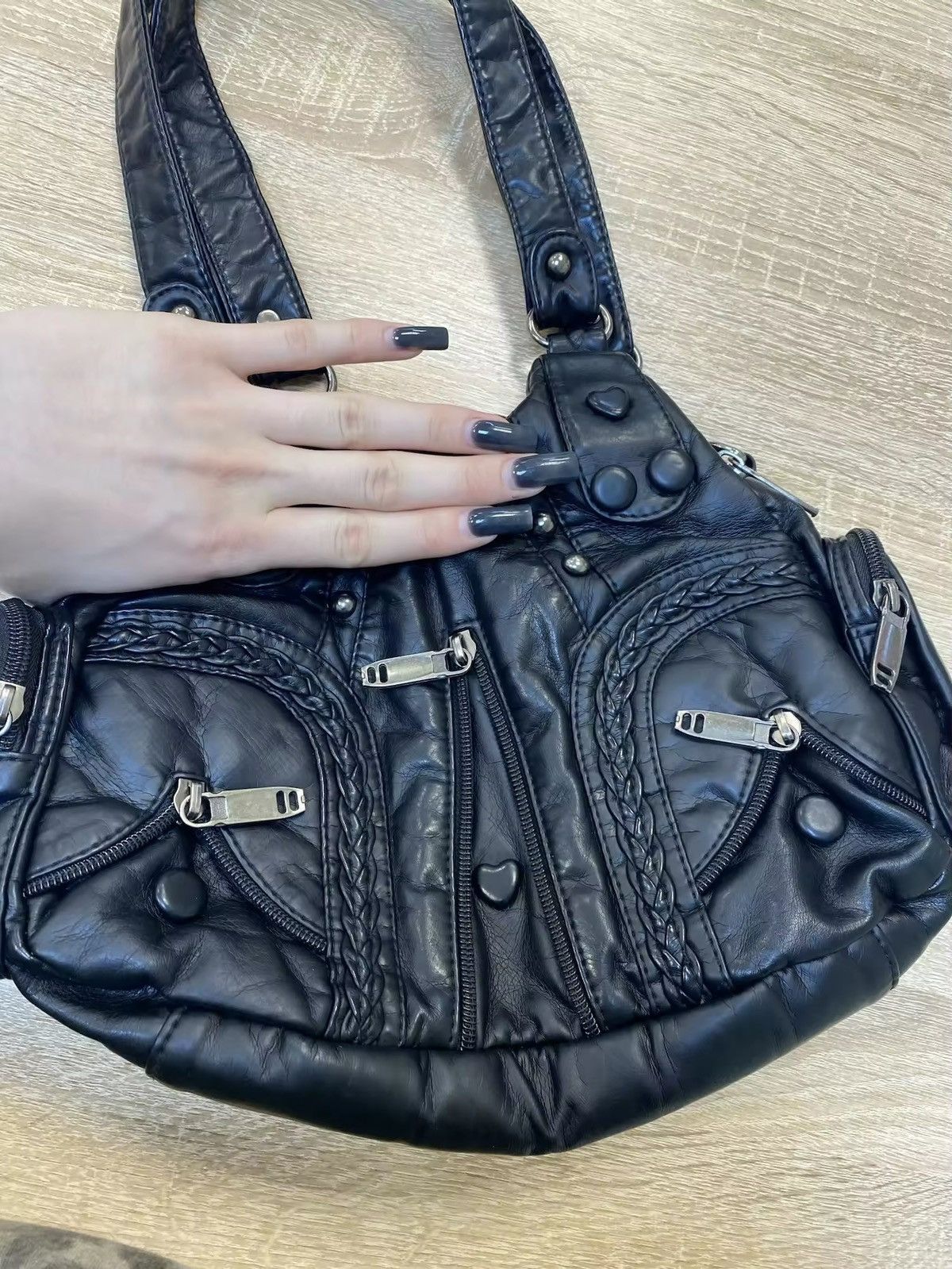 Japanese Brand Punk Goth Pu Leather Tote Bag Size ONE SIZE - 2 Thumbnail