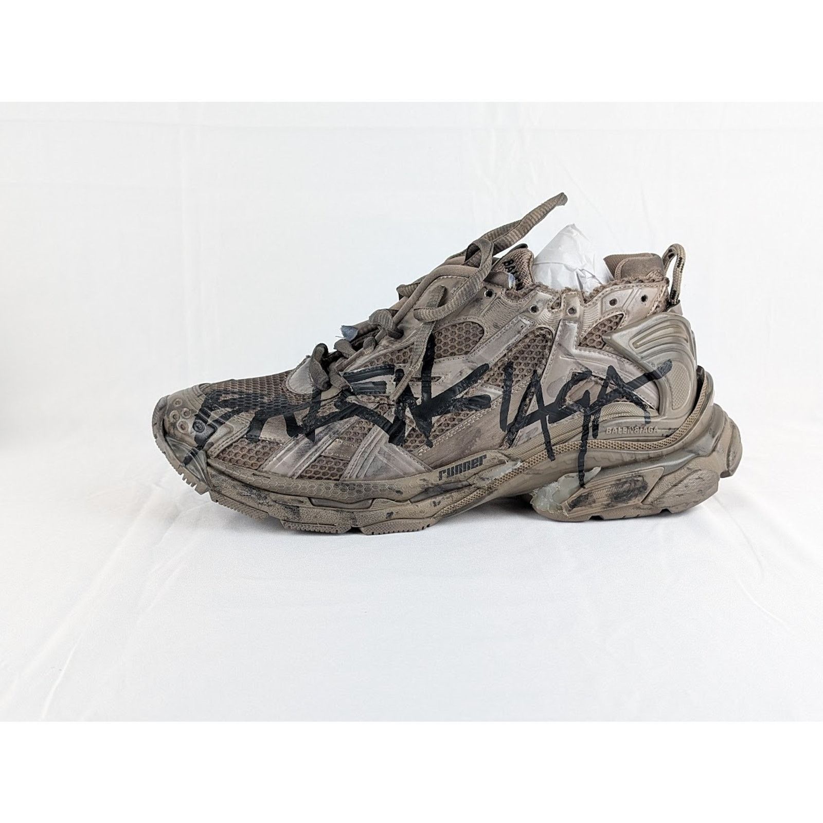 Balenciaga o1rshd1 Monocolor Graffiti Runner in Dark Taupe/Black Size US 7 / EU 40 - 1 Thumbnail