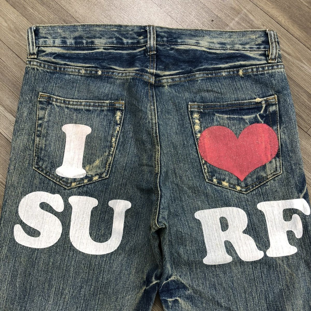 If Six Was Nine × Japanese Brand 2000s Crazy Distressed Point Loma I ❤️ Surf Baggy Jeans LGB Size US 31 - 18 Thumbnail