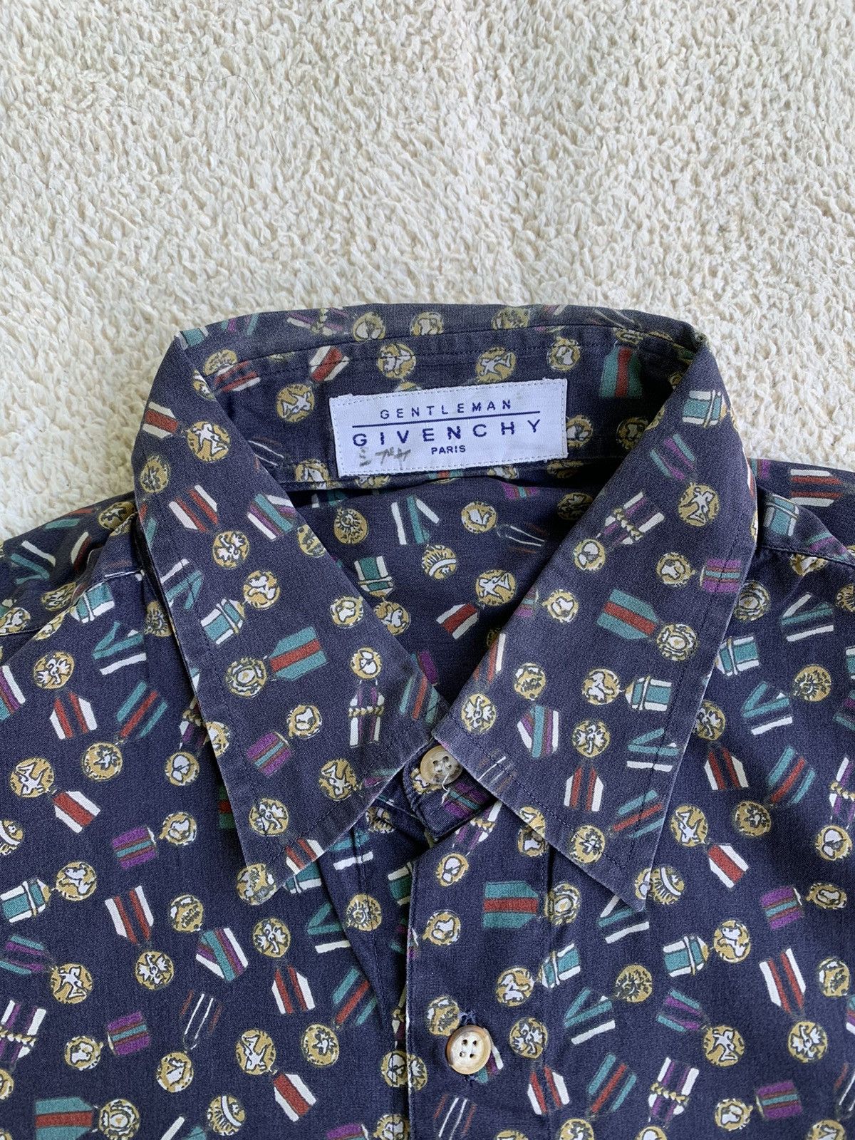 Beauty Beast × Givenchy Givenchy Gentleman Charter Print Vintage Shirt Size US M / EU 48-50 / 2 - 8 Thumbnail