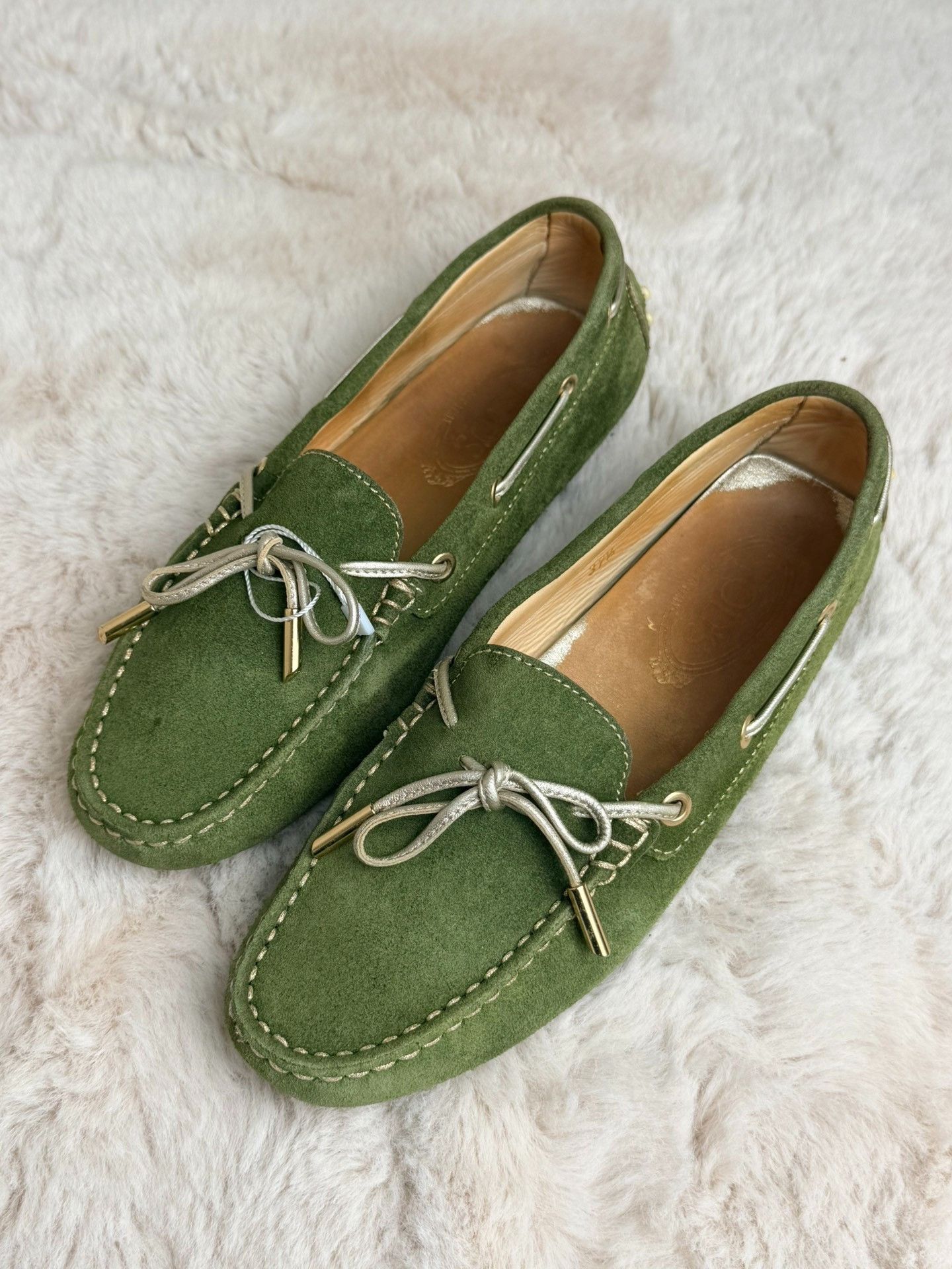 Tod's Tod's Suede Green Lowtop Sneakers us_7-5 Women Size US 7.5 / IT 37.5 - 1 Thumbnail
