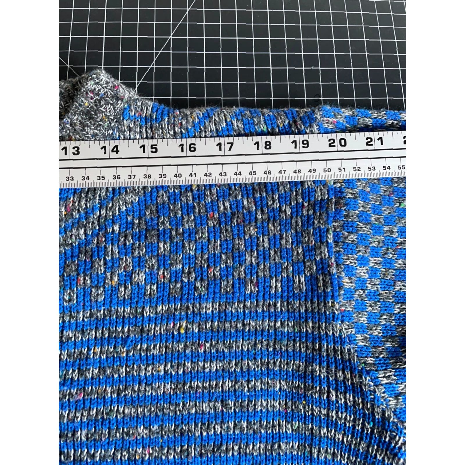 Vintage VINTAGE Horseradish Geometric Crew Neck Sweater Mens Large 80s Blue Gray Acrylic Knit Dad Pullover Knitwear (Regular Fit) Size US L / EU 52-54 / 3 - 7 Thumbnail