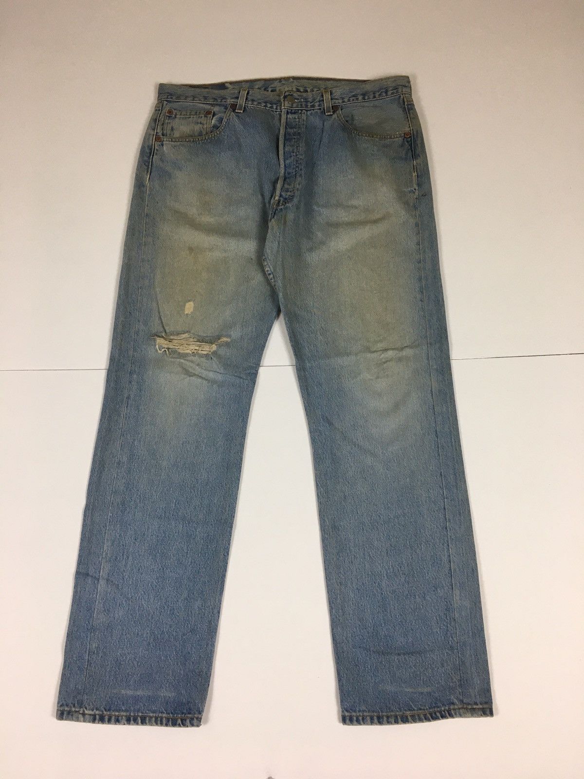 Levi's Vintage Clothing Vintage 90s Levi’s 501 Distress Size US 38 / EU 54 - 1 Thumbnail