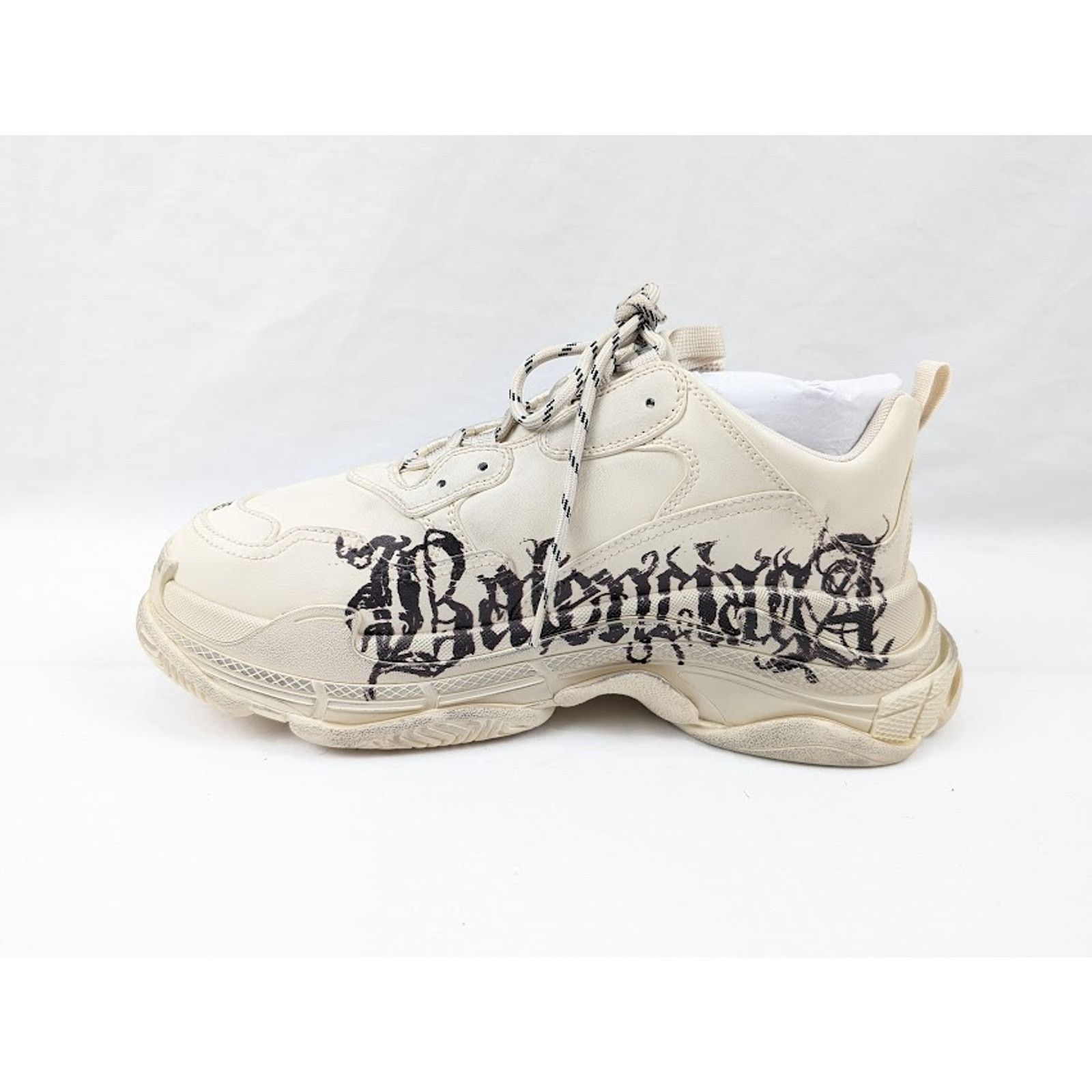 Balenciaga o1rshd1 Q:2 / Triple S Low-Top Sneakers in White/Red/Black Size US 10 / EU 43 - 8 Thumbnail