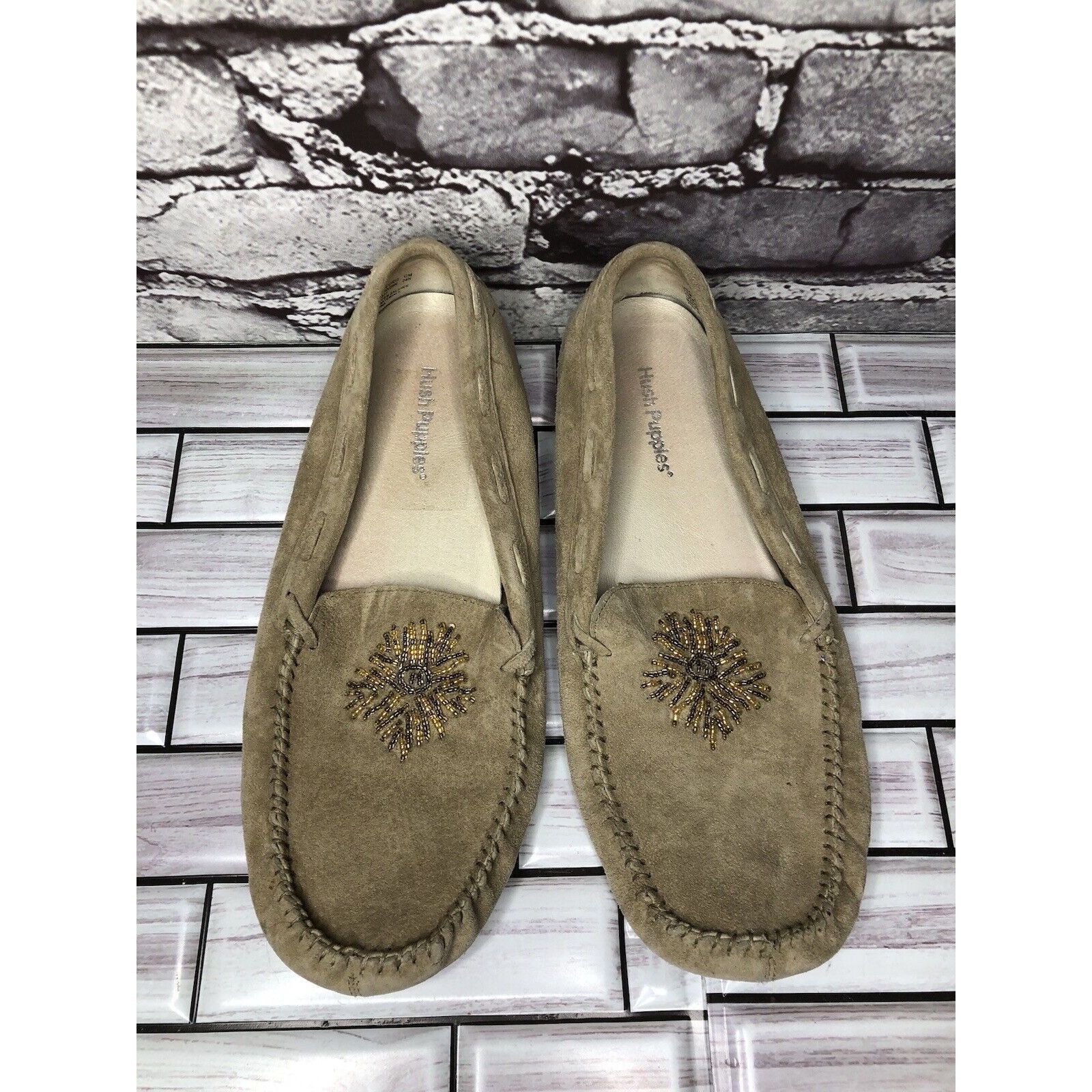 Hush Puppies Hush Puppies Beige Leather Gem Handsewn Loafers Driving Shoe Size US 7.5 / IT 37.5 - 17 Thumbnail