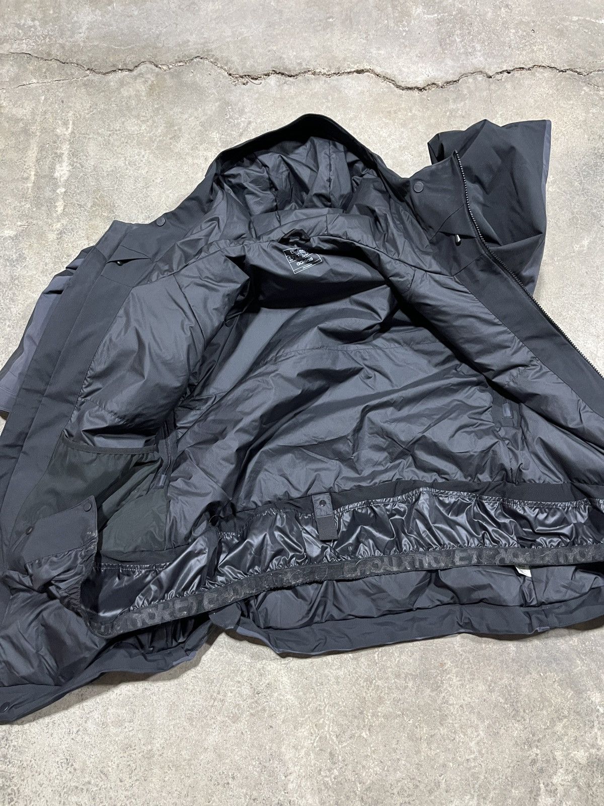 Adidas Adidas Black Terrrex Jacket Size US L / EU 52-54 / 3 - 5 Thumbnail