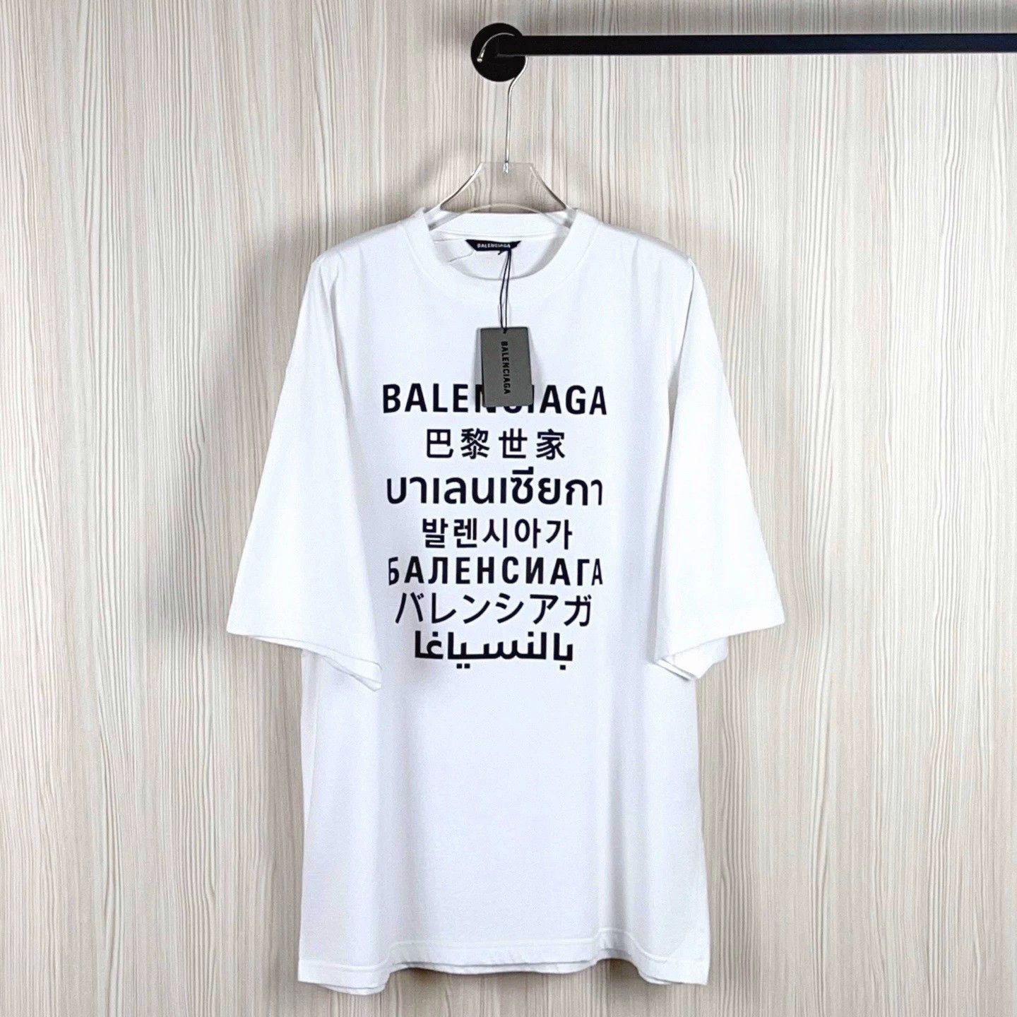 Balenciaga balenciaga short sleeve t-shirt in white Size US M / EU 48-50 / 2 - 1 Thumbnail