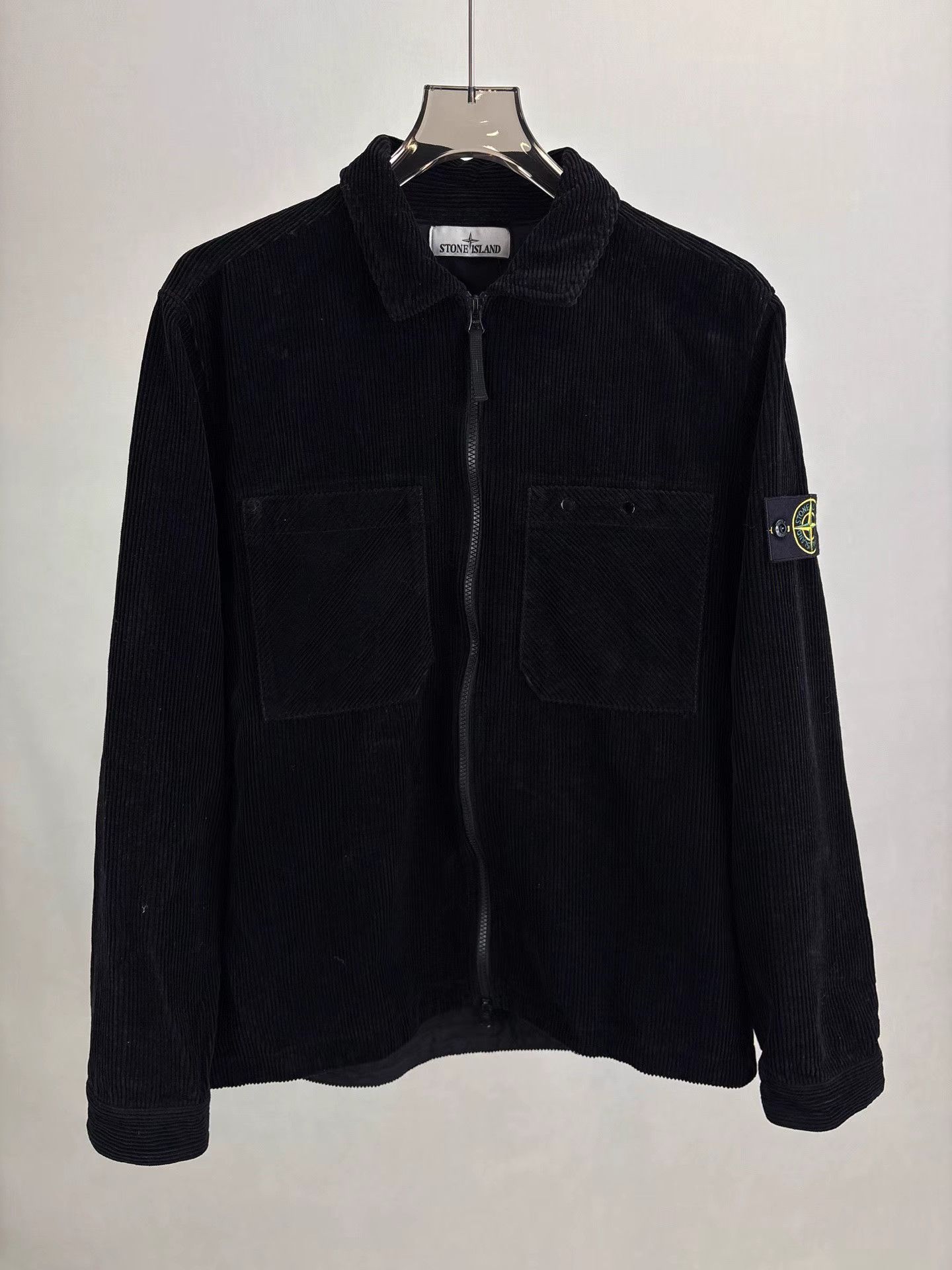 Stone Island STONE ISLAND Sleeve Badge Velvet Zip-Up Jacket Size US L / EU 52-54 / 3 - 1 Thumbnail