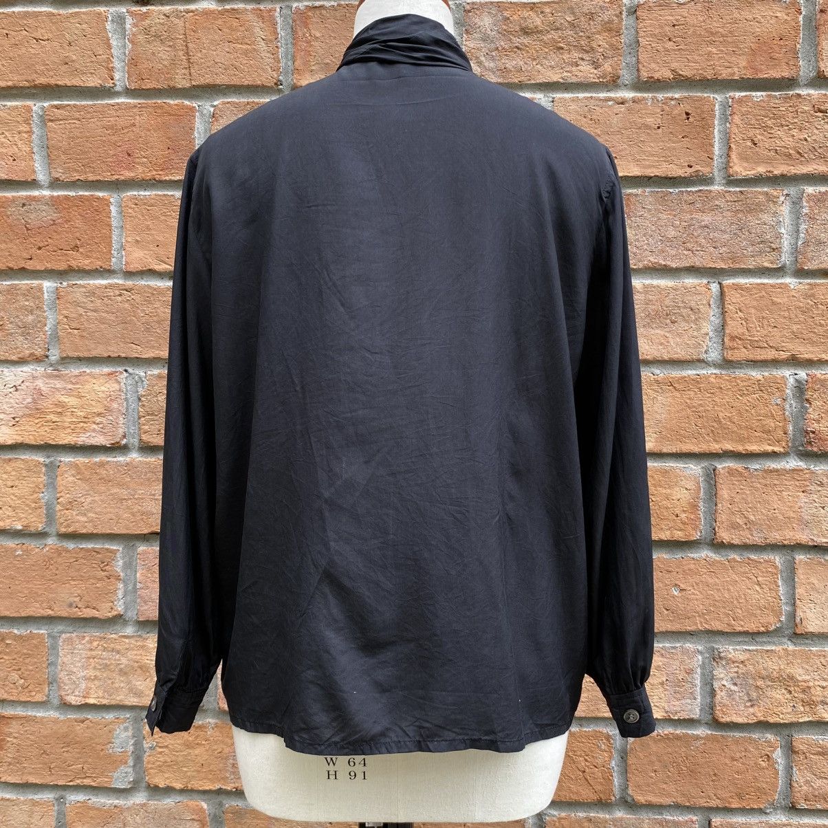 Givenchy GIVENCHY Black Long Sleeve Blouse with Tie Neck Size M / US 6-8 / IT 42-44 - 17 Thumbnail