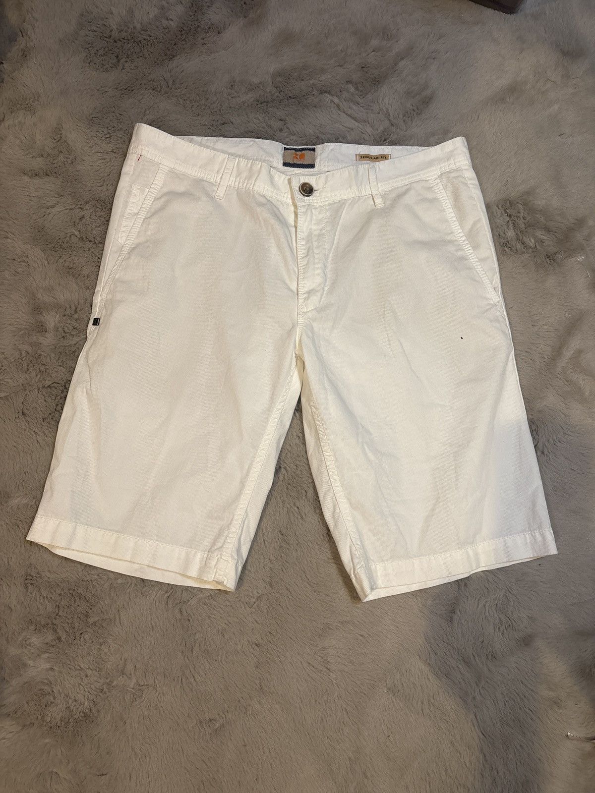 Other Boss Orange Regular Fit White Shorts Men’s Size Size US 36 / EU 52 - 1 Thumbnail