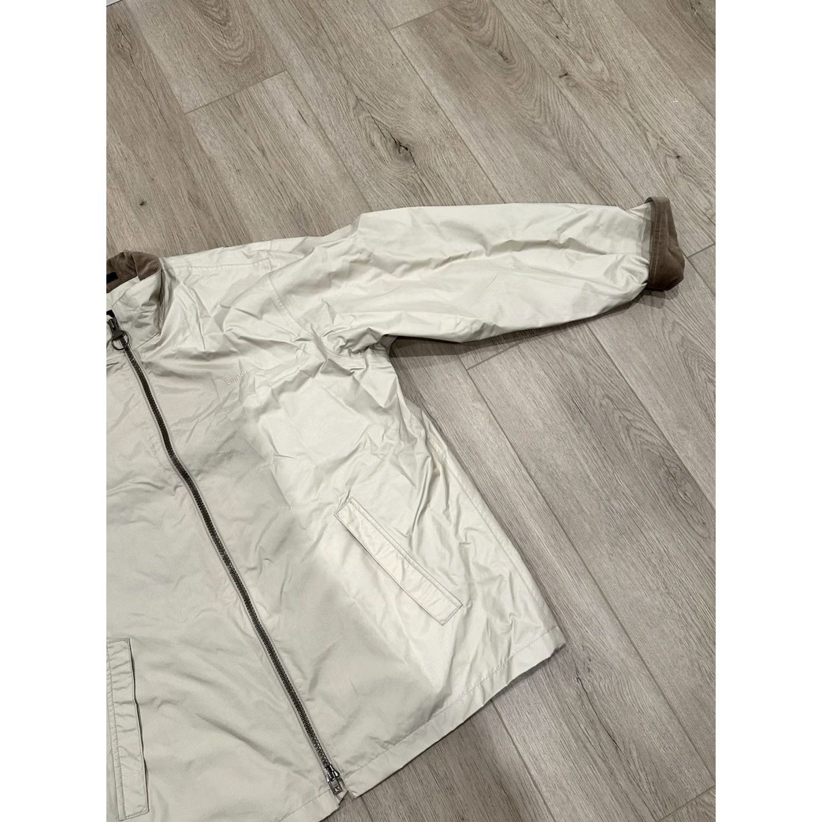 Barbour VINTAGE Barbour Beaulieu Jacket Men XL Beige Tan Waterproof Softshell Windbreaker Barbour Beaulieu Classic Lightweight Outdoor Vintage 2000s Size US XL / EU 56 / 4 - 2 Thumbnail