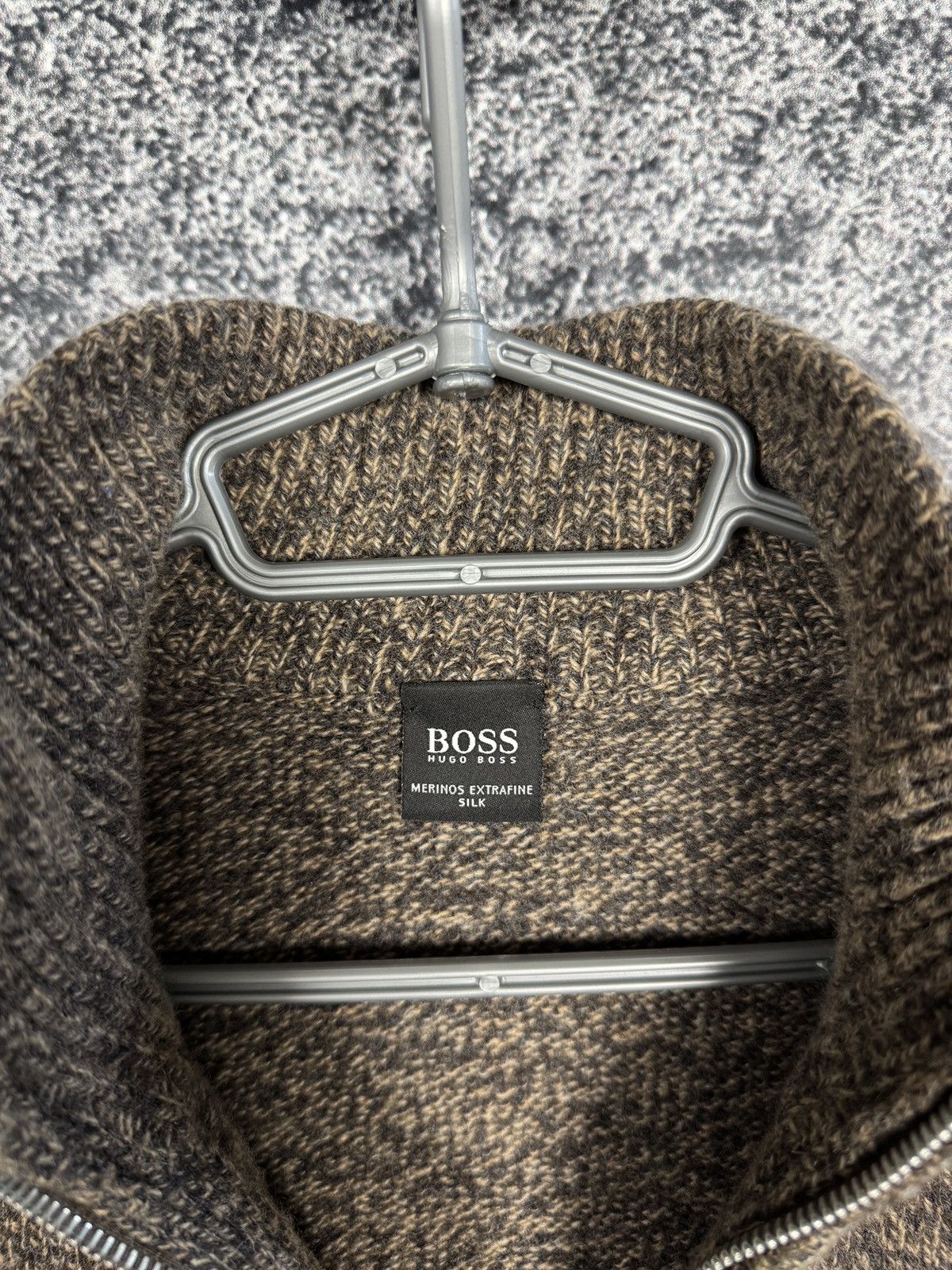 Hugo BOSS Hugo Boss 1/4 Zip Sweater Merino Wool Italy Size 48 Size US M / EU 48-50 / 2 - 7 Thumbnail