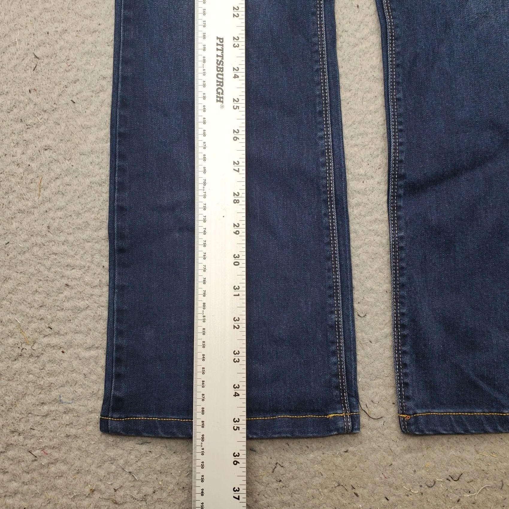 White House Black Market White House Black Market Jeans Womens Size 6 Bootcut Blue Denim Stretch Pockets 5-Pocket Design Regular Inseam 27.75" 30 Waist Mens? Women Size 28" / US 6 / IT 42 - 3 Thumbnail