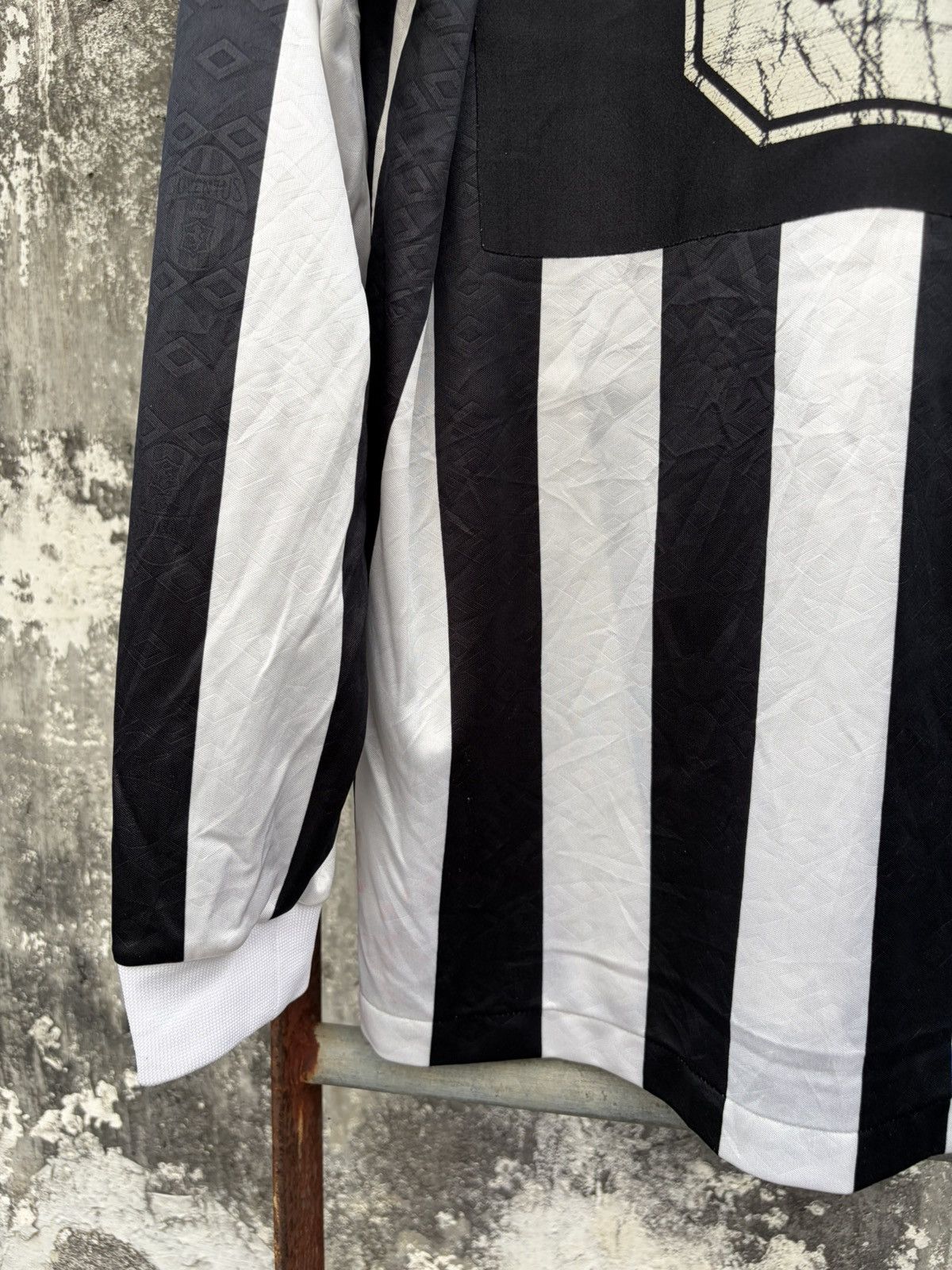 Kappa Vintage Juventus 1992/1994 Home FC Size US L / EU 52-54 / 3 - 6 Thumbnail