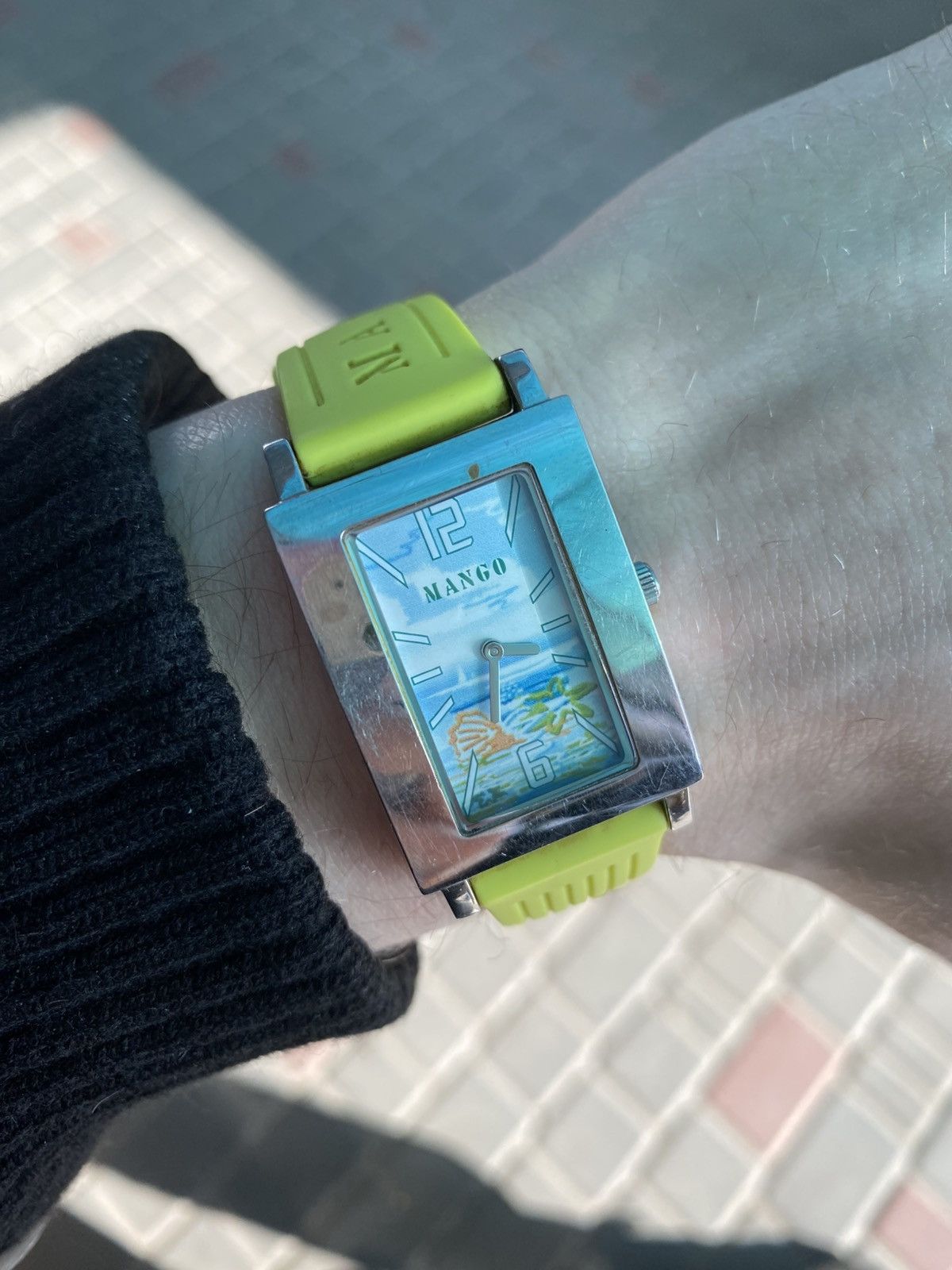 Japanese Brand Mango Neon Yellow Tropical Watch Archive Y2K Futuristic Size ONE SIZE - 2 Thumbnail