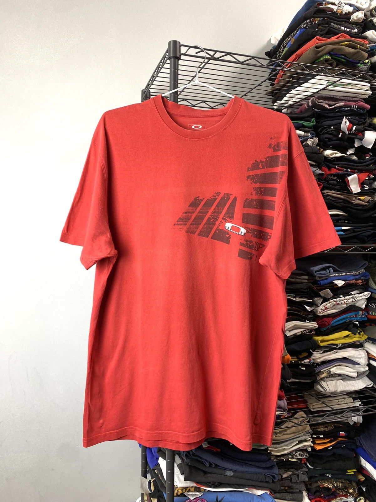 Oakley Vintage 2000’s Oakley T Shirt Big Logo Gorpcore Size US XL / EU 56 / 4 - 1 Thumbnail