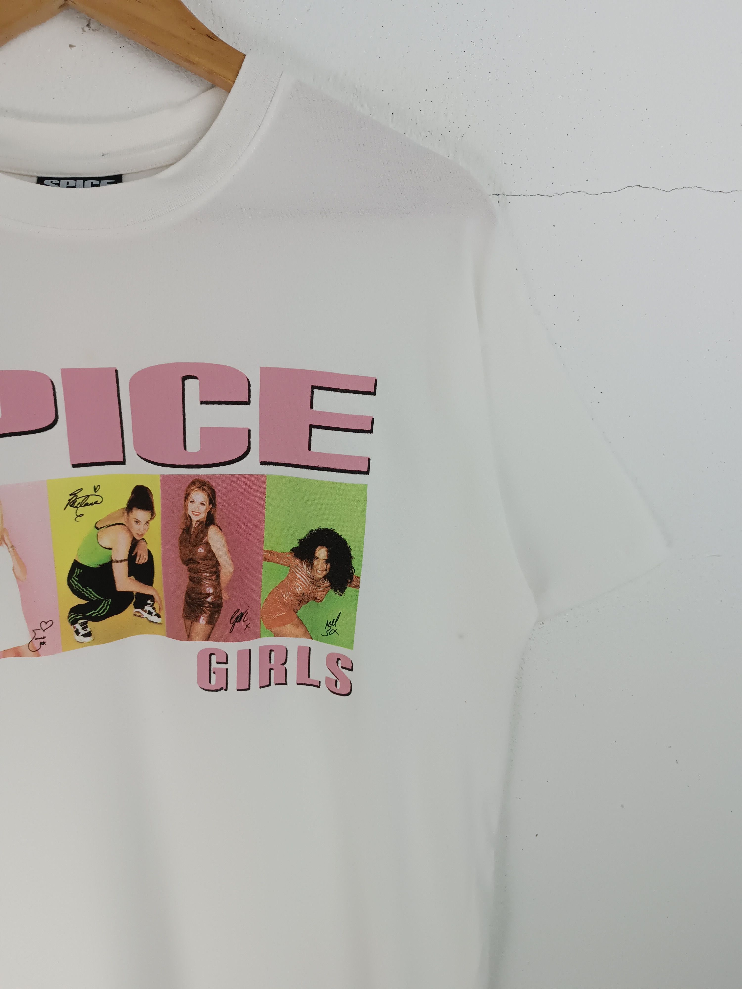 Rap Tees VINTAGE SPICE GIRLS LINE UP TEE BLUR OASIS BACKSTREET NSYNC Size US M / EU 48-50 / 2 - 6 Thumbnail