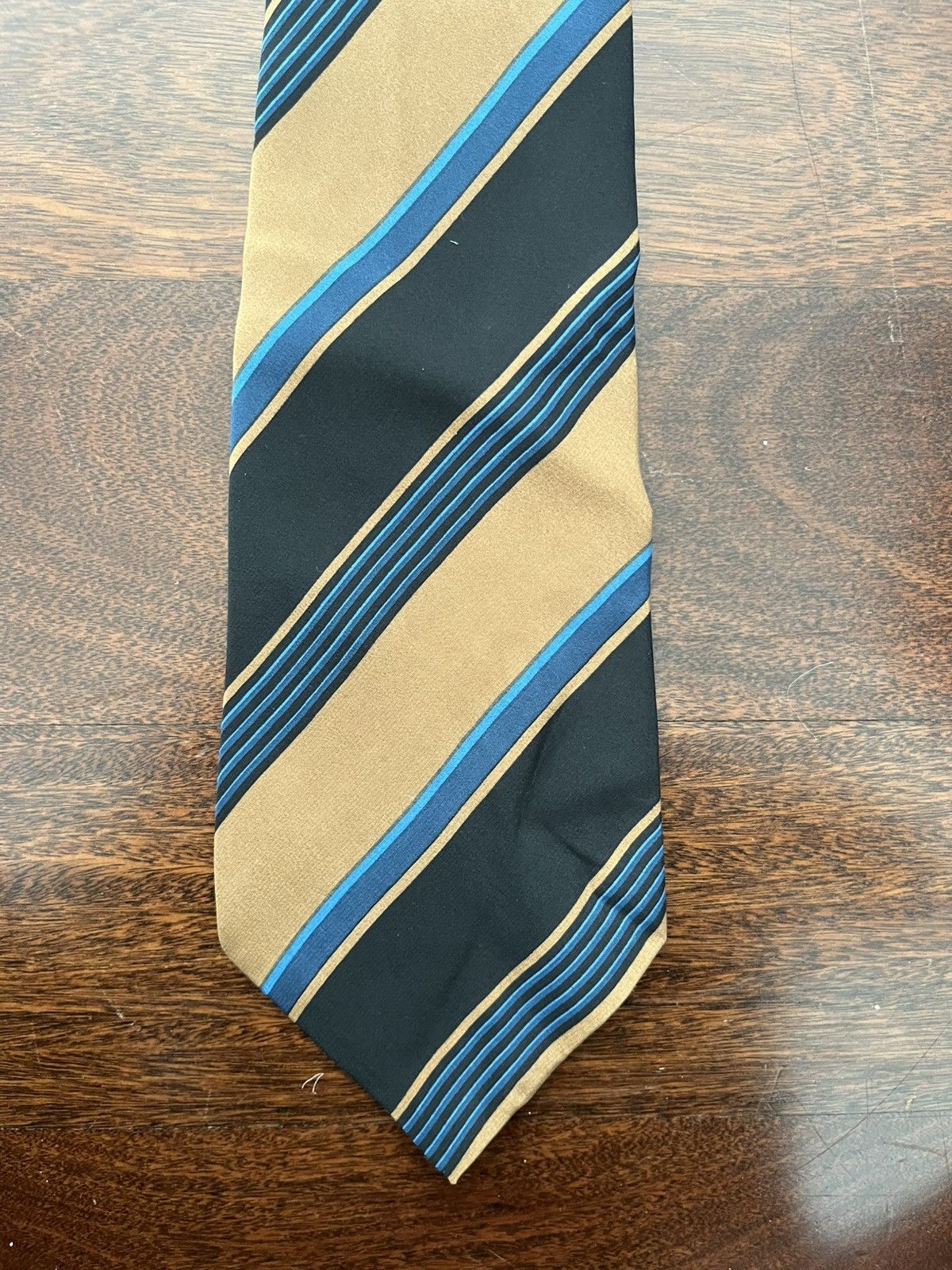 Yves Saint Laurent Vintage Yves Saint Laurent Blue And Tan Striped Silk Tie Size ONE SIZE - 1 Thumbnail