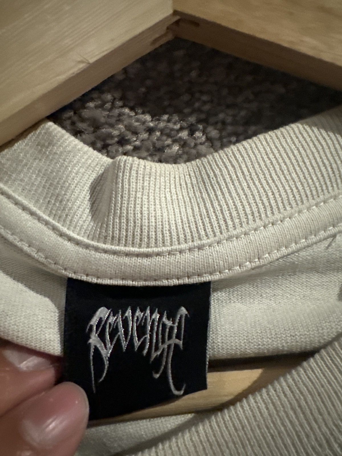 Revenge REVENGE RENAISSANCE TEE CEMENT Size US XL / EU 56 / 4 - 4 Thumbnail