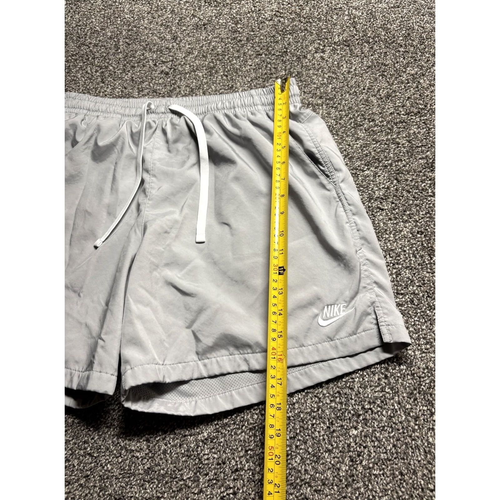 Nike Nike Sportswear Woven Flow Shorts Mens XL Platinum AR2382 Size US 36 / EU 52 - 6 Thumbnail