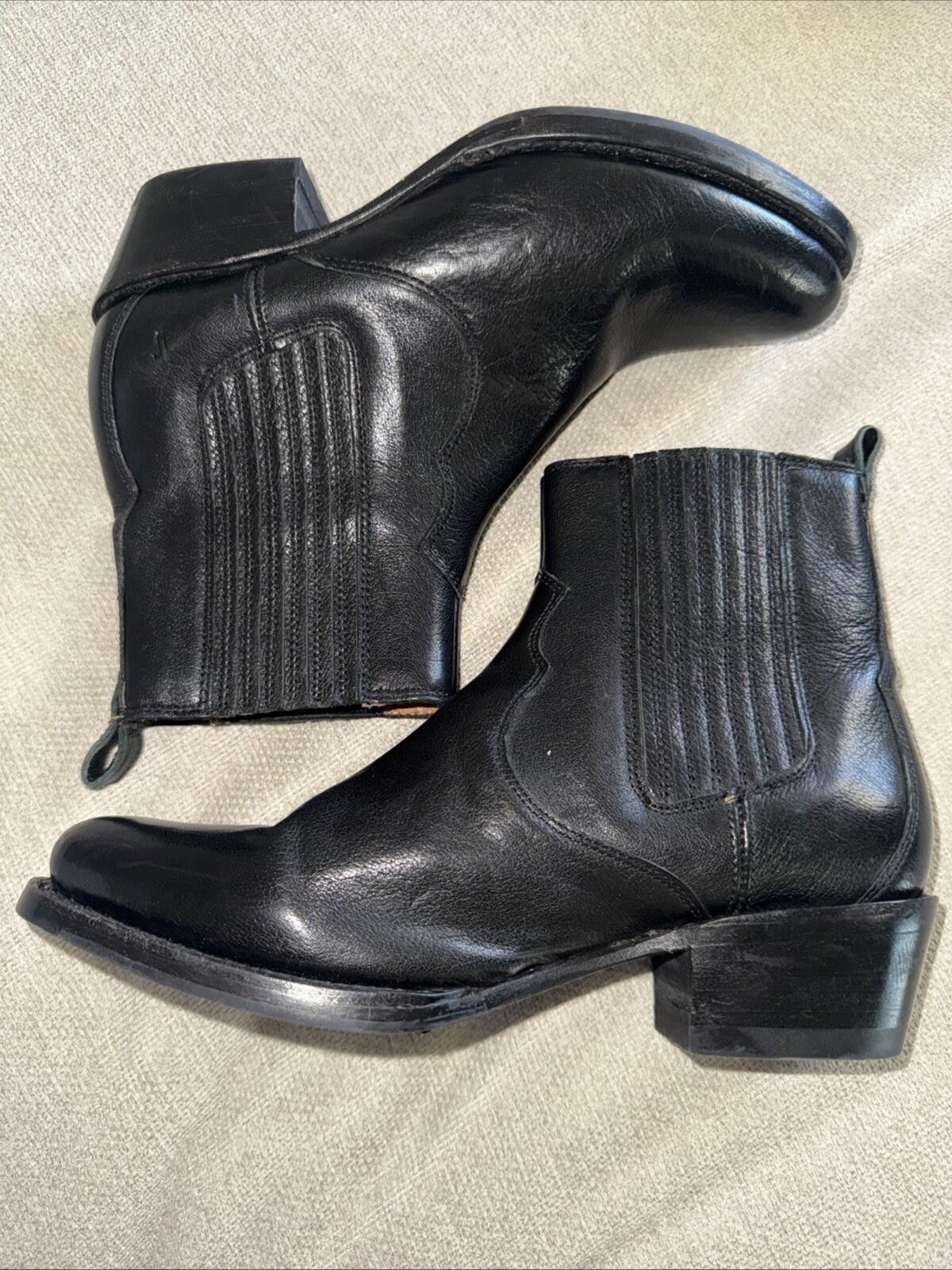 Frye Frye Women's Sacha Chelsea Boot Size 5 1/2 B EUC Size US 5.5 / IT 35.5 - 3 Thumbnail