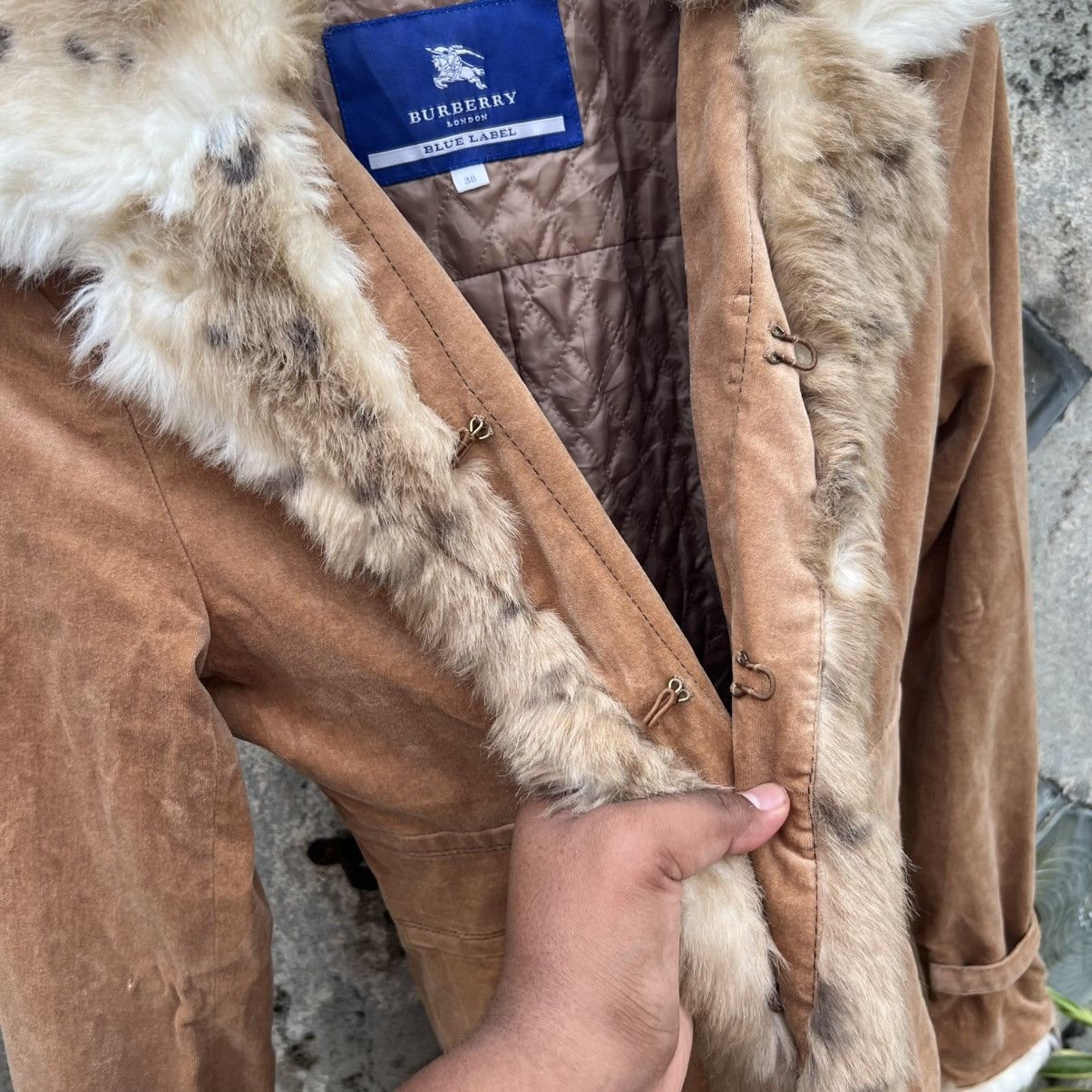 Burberry “BURBERRY” LEOPARD FUR LONG JACKET Size XS / US 0-2 / IT 36-38 - 21 Thumbnail