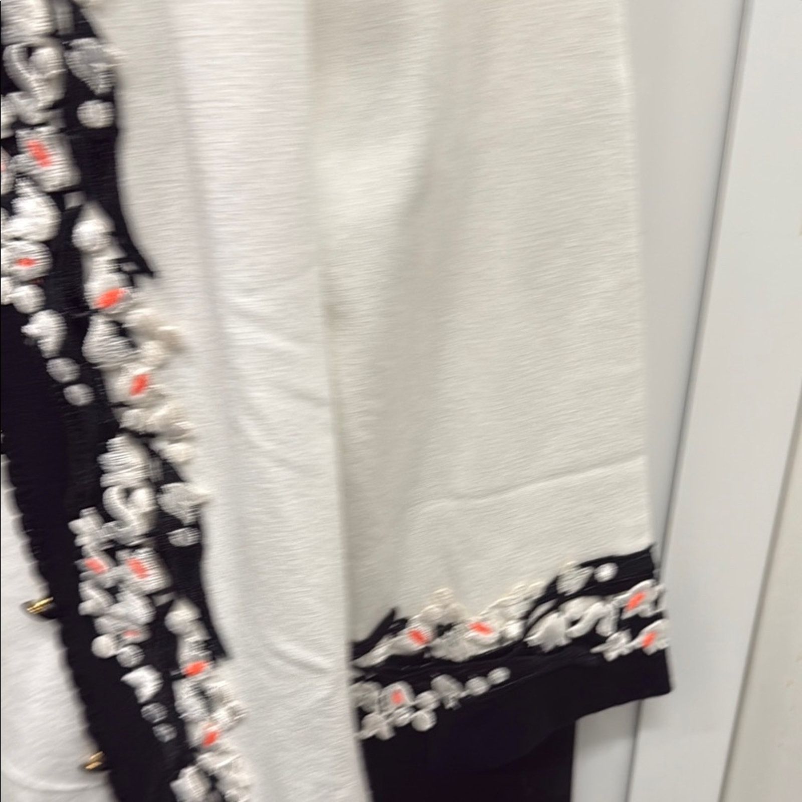 Blumarine NWT Blumarine Embroidered Cardigan Sweater Black Trim Rare M Size M / US 6-8 / IT 42-44 - 9 Thumbnail