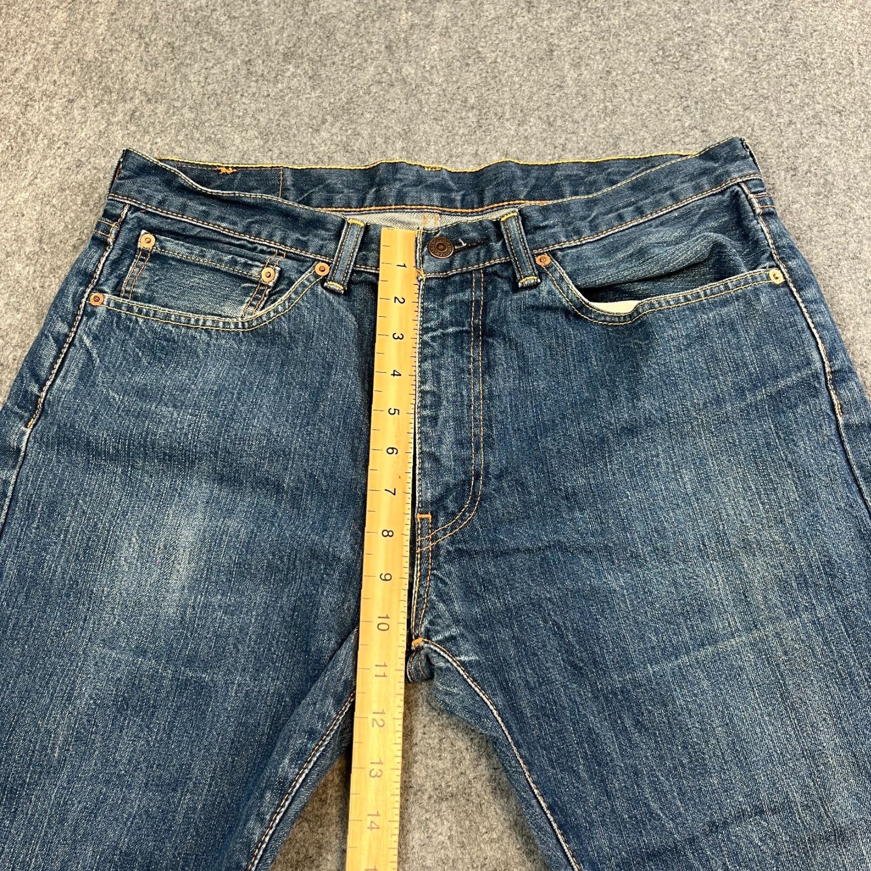 Levi's Levi's 505 Jeans Regular Straight 34 32 Medium Wash Vintage Blue Zip Fly Mens Denim Size US 34 / EU 50 - 5 Thumbnail