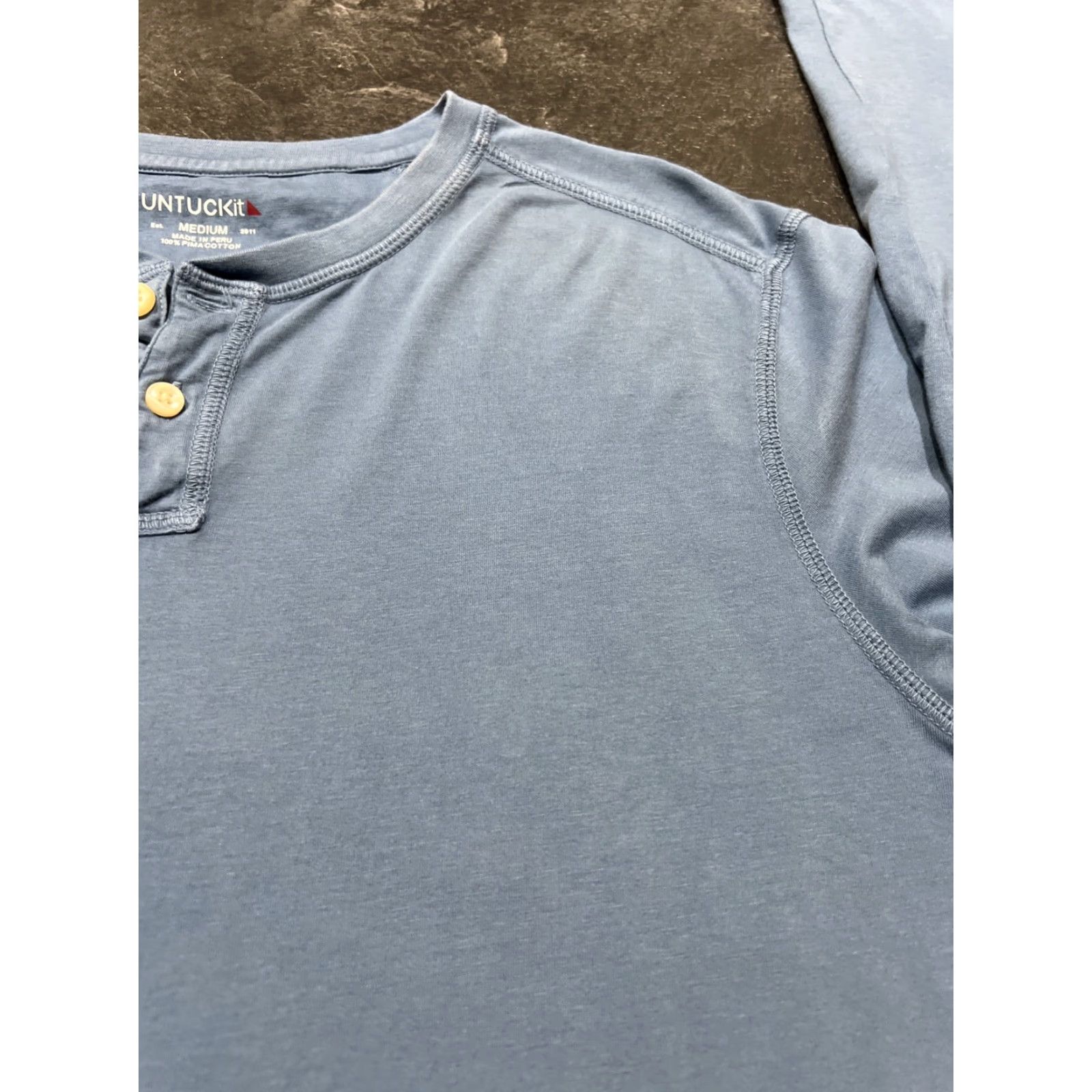 UNTUCKit UNTUCKit Mens Shirt M Blue Henley Long Sleeve Outdoor Button Casual Regular Size US M / EU 48-50 / 2 - 3 Thumbnail