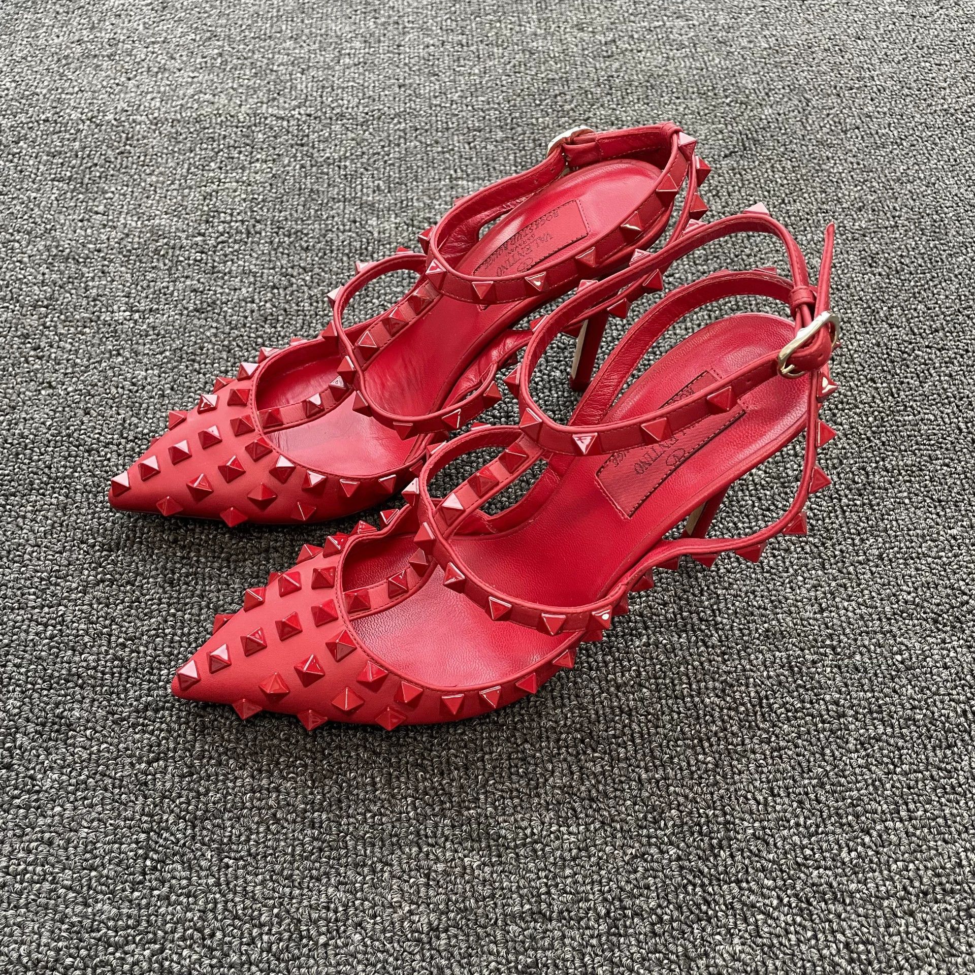 Valentino Valentino 98 New Red Lthr Buckle Stiletto Wmn's 36 Size US 5.5 / IT 35.5 - 1 Thumbnail