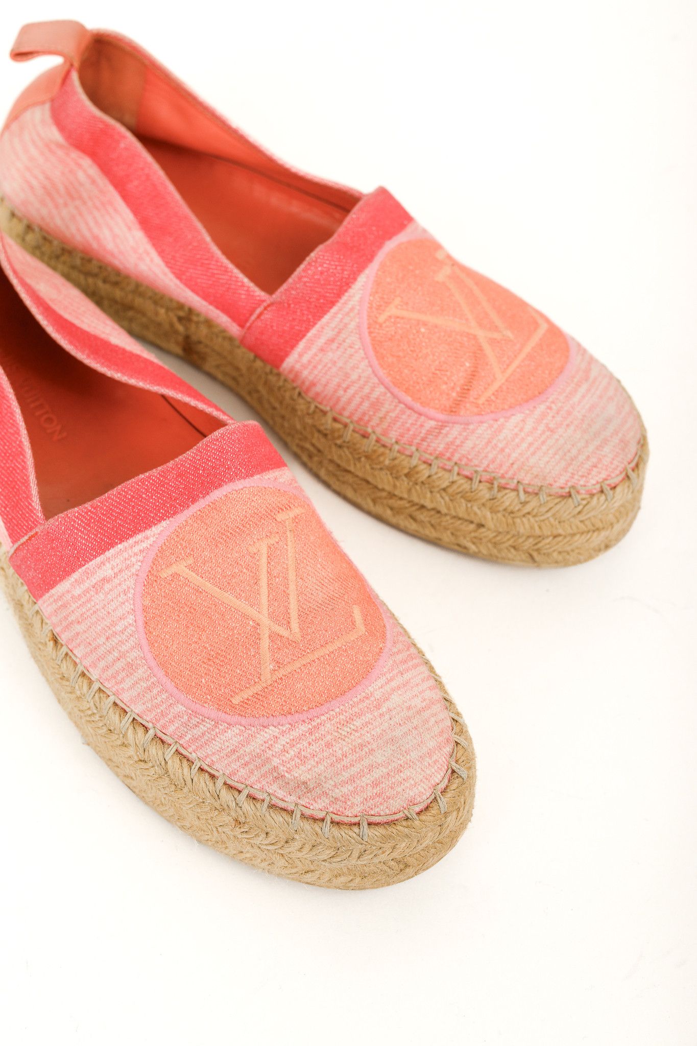 Louis Vuitton Louis Vuitton Pink Shore Embroidered-Logo Espadrilles Size US 7.5 / IT 37.5 - 7 Thumbnail