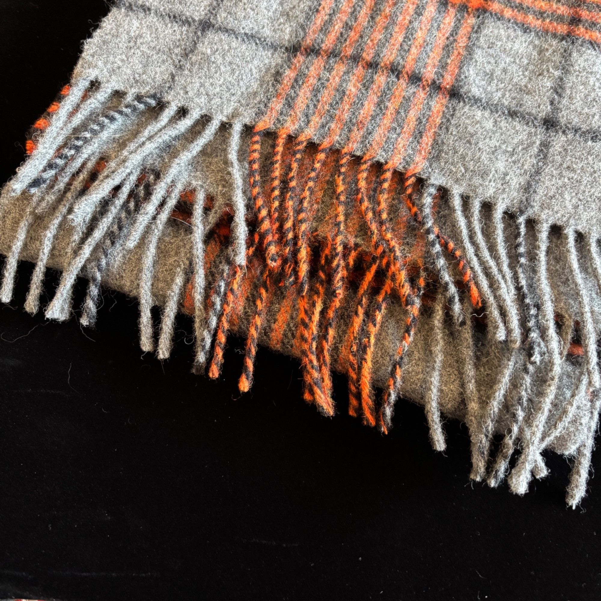 Other The Woolen Market Ireland Wool Plaid Scarf Gray Orange Tarta Size ONE SIZE - 8 Thumbnail