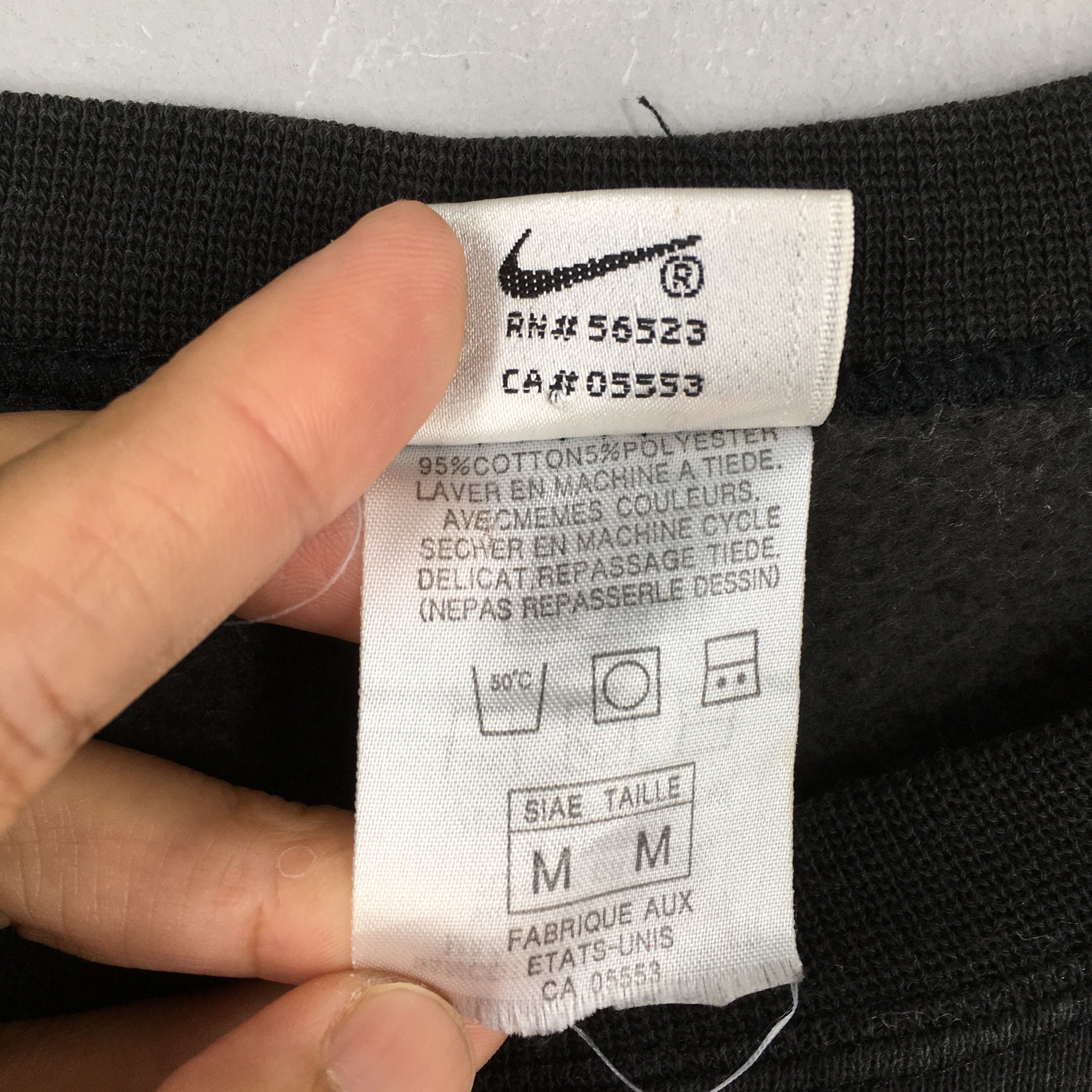 Nike Vintage Y2K Nike Swoosh Black Sweatshirt Medium Size US M / EU 48-50 / 2 - 6 Thumbnail