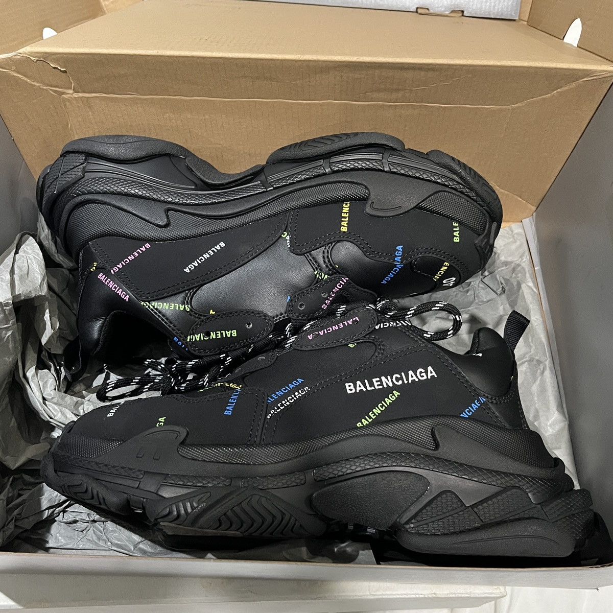 Balenciaga Balenciaga Triple S All Over Print Size US 7 / EU 40 - 2 Thumbnail