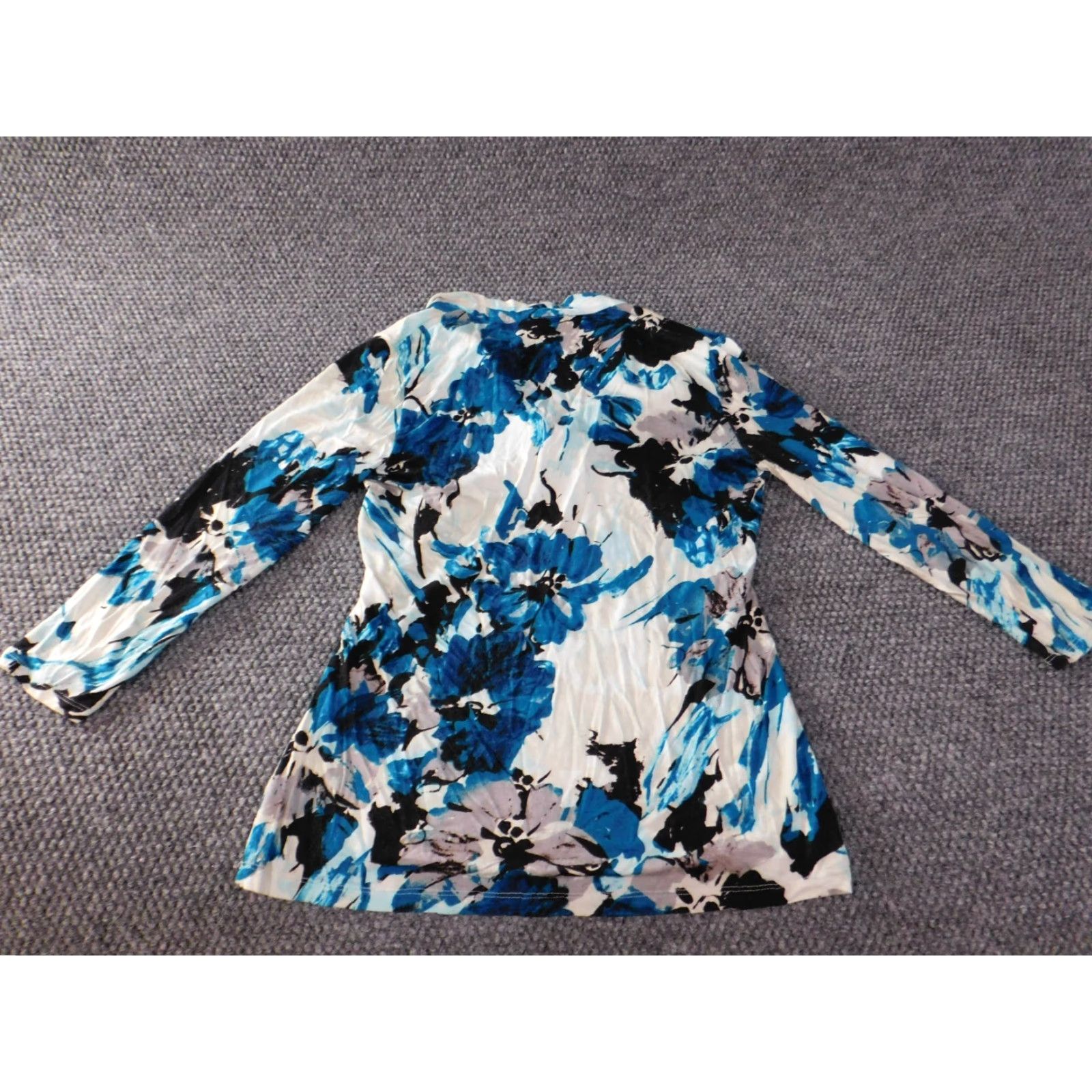 Vintage Taylor Blouse Shirt Womens PS Petite Blue Floral V-Neck Pullover Knit Rayon Casual Stretch Button Long Sleeve Modern Size S / US 4 / IT 40 - 7 Thumbnail