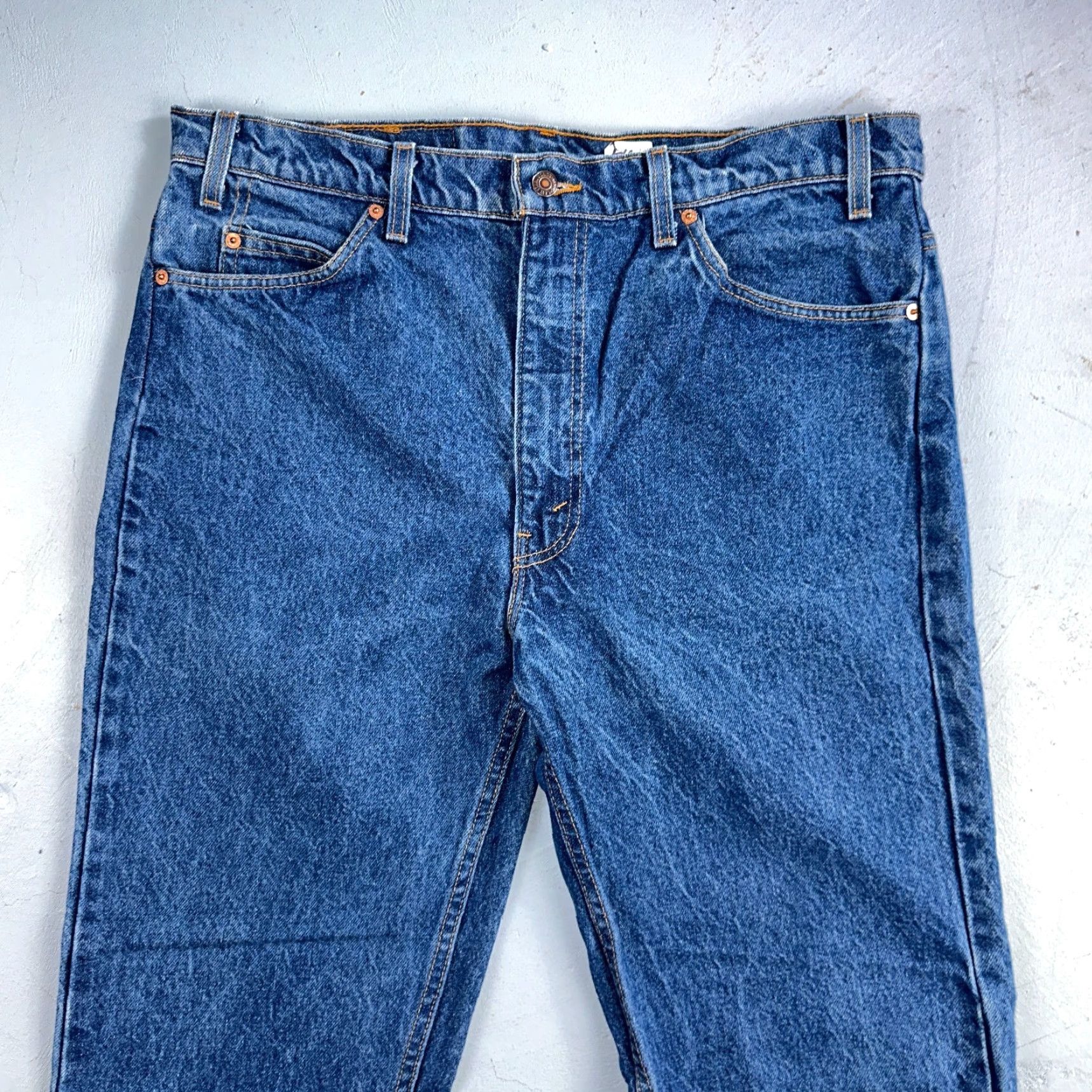 Levi's Levi's 505 Vintage 90s USA Orange Tab Jeans 38x34 501 Act 36x34 Blue Med Wash Levis 505 Jeans Vintage Yes Leather? Wait. Size US 38 / EU 54 - 2 Thumbnail