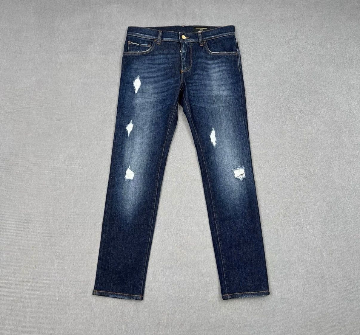 Dolce & Gabbana Dolce & Gabbana Gold-Tag Distressed Washed Denim Jeans Size US 32 / EU 48 - 1 Thumbnail