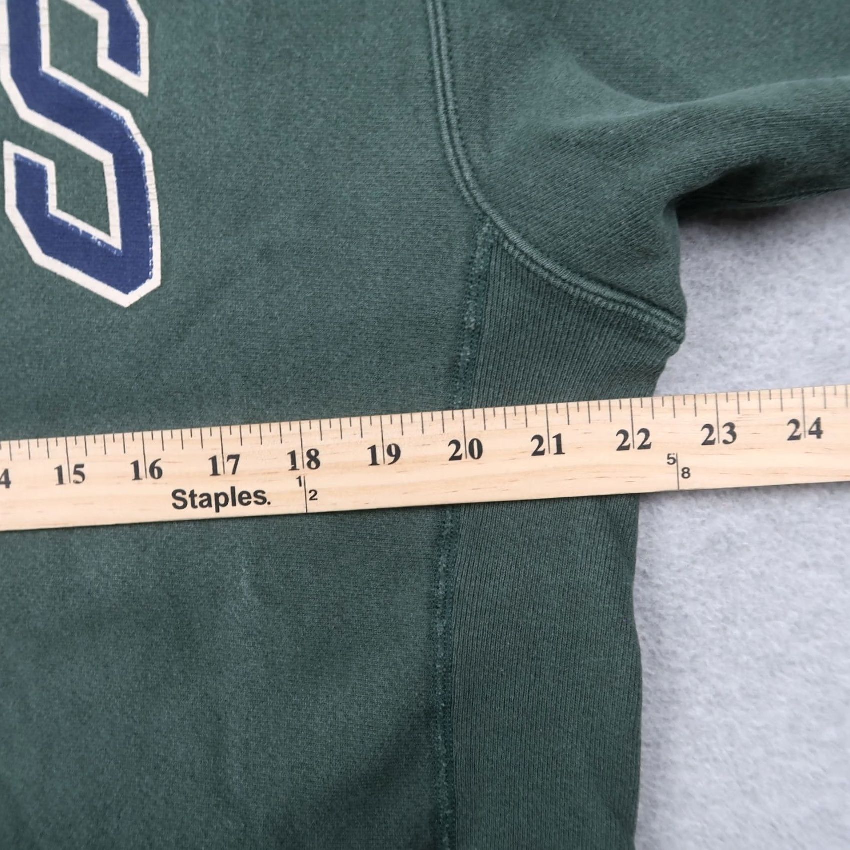 Champion VINTAGE Champion Reverse Weave Tufts University Crewneck Sweatshirt XL Green Graphic Print Men’s Pullover Sweatshirt Size US XL / EU 56 / 4 - 5 Thumbnail