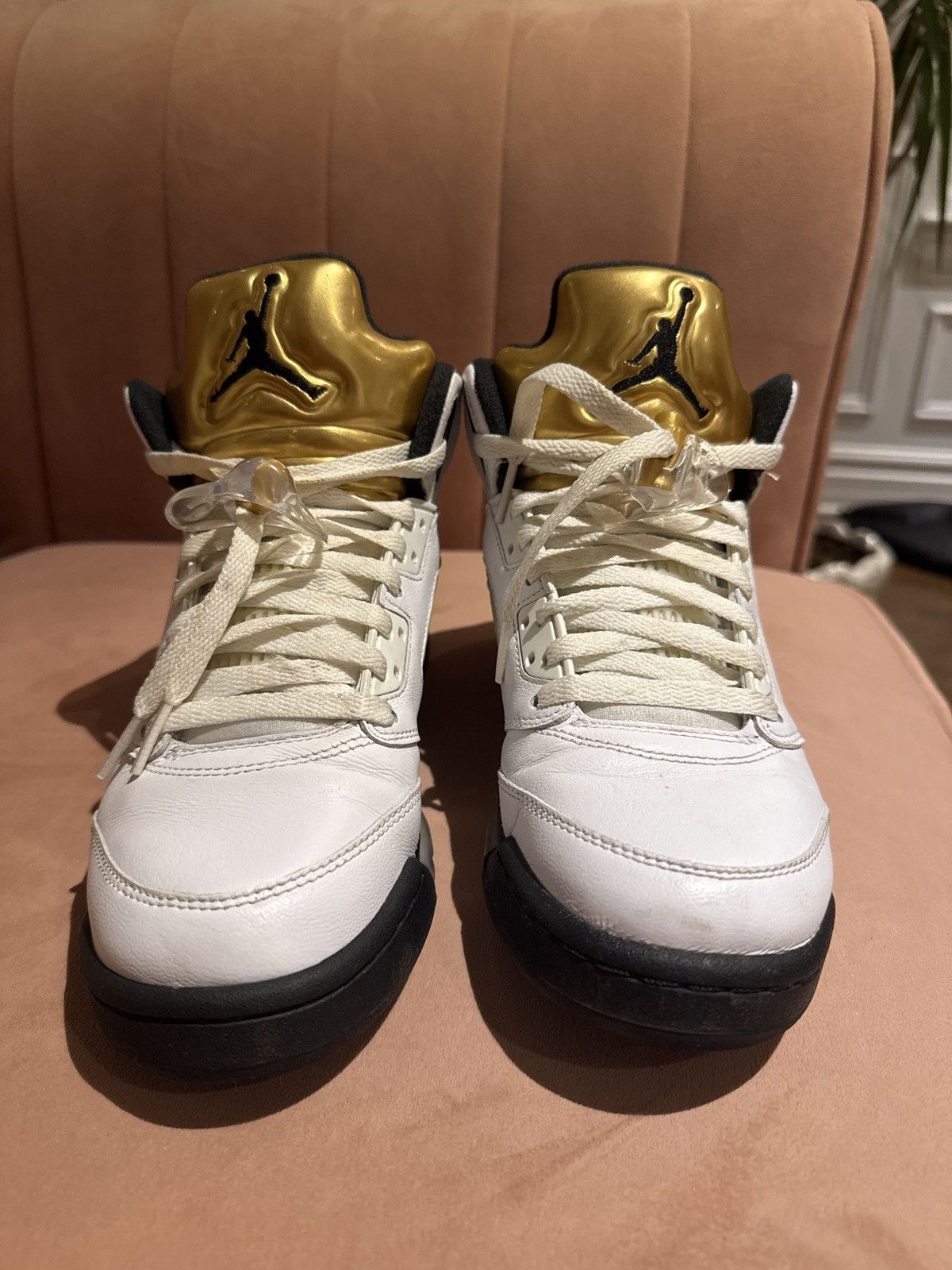 Jordan Brand Air Jordan 5 Retro BG- Gold Coin Size US 6.5 / EU 39-40 - 3 Thumbnail