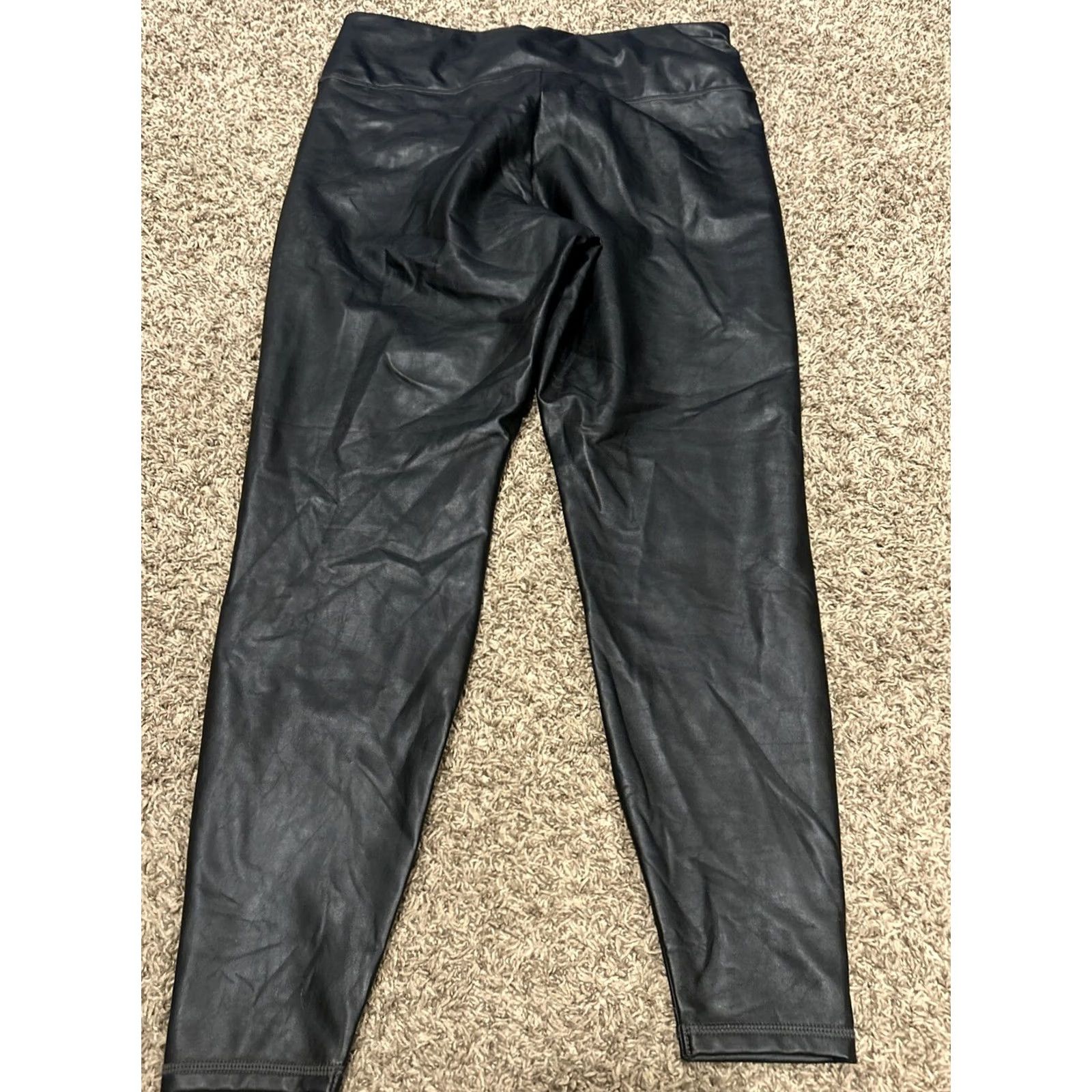Athleta Athleta Women’s L Black Faux Leather Pants Stretch Ankle 27 Inseam Grunge Vintage: No Womens Pants Size 36" / US 14 / IT 50 - 4 Thumbnail