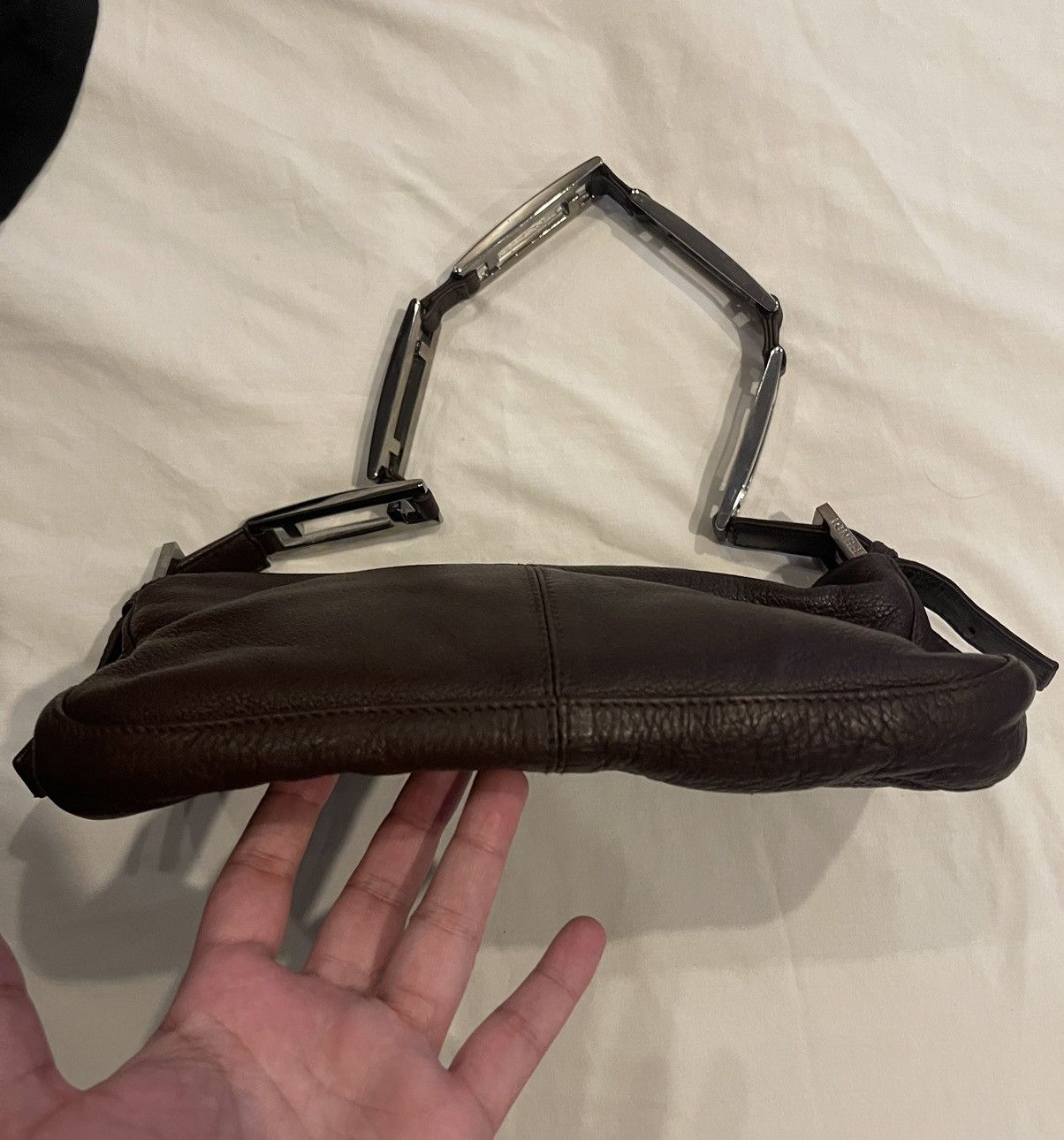 Fendi × Vintage Fendi Leather chain pochette Size ONE SIZE - 19 Thumbnail