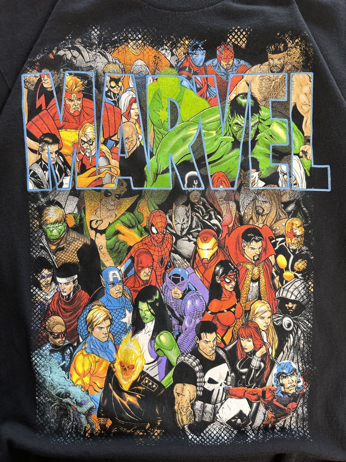 Marvel Comics Marvel All-Over Characters Graphic Tee Size L | 100% Cotton Size US L / EU 52-54 / 3 - 2 Thumbnail